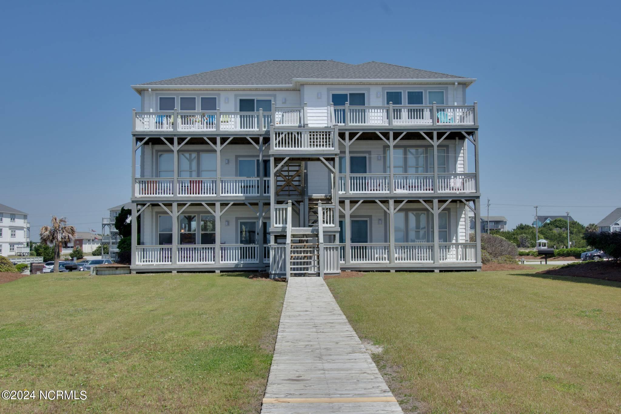 2803 Pier Pointe Drive, 2b2