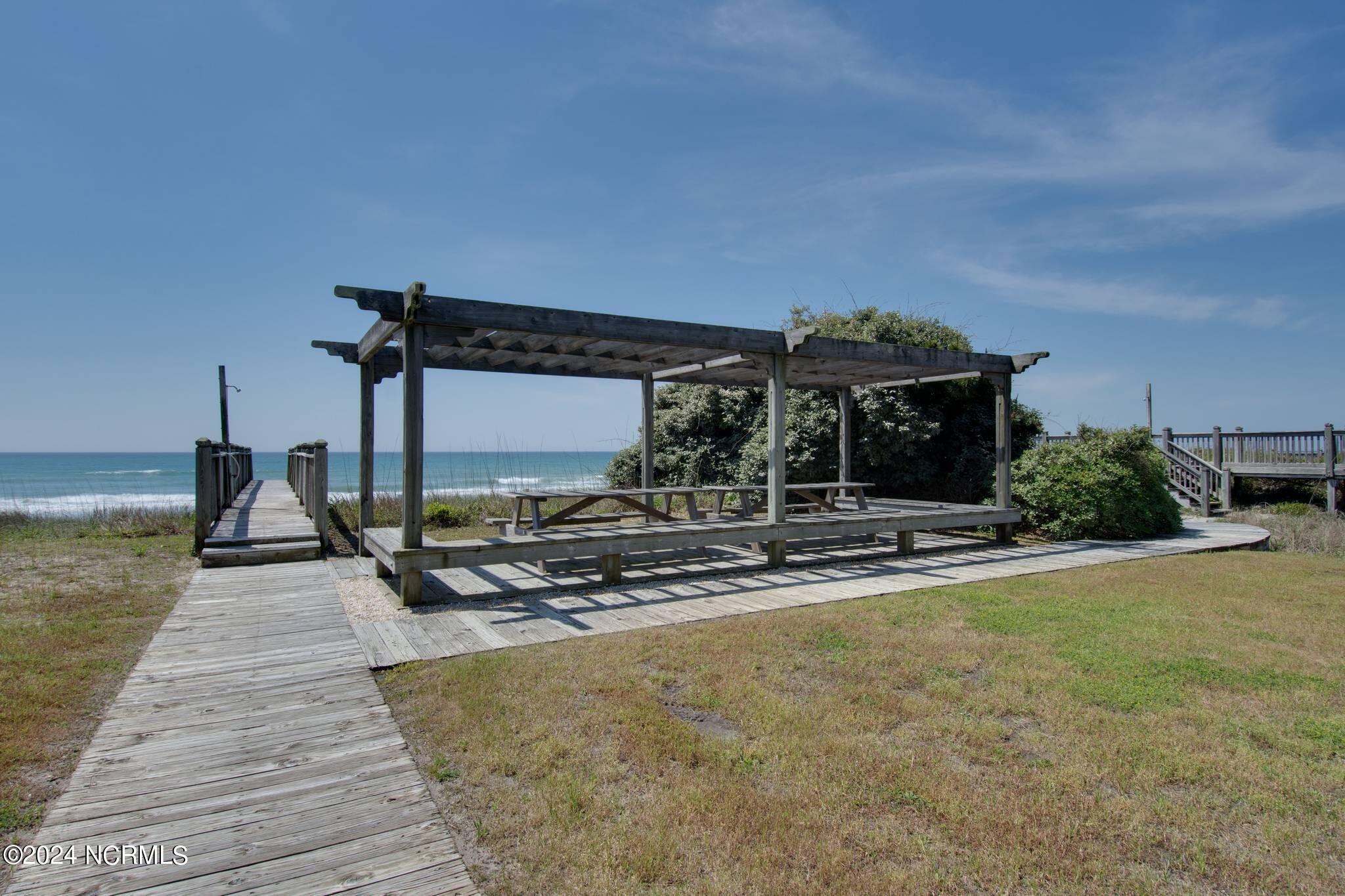 2803 Pier Pointe Drive, 2b2