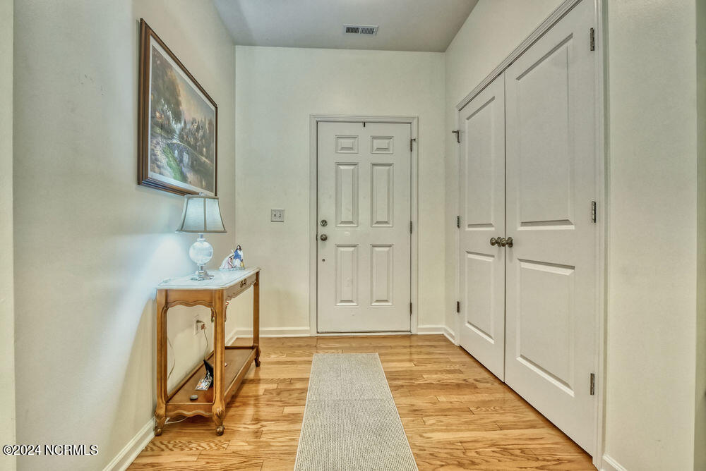 118 E Stockton Place
