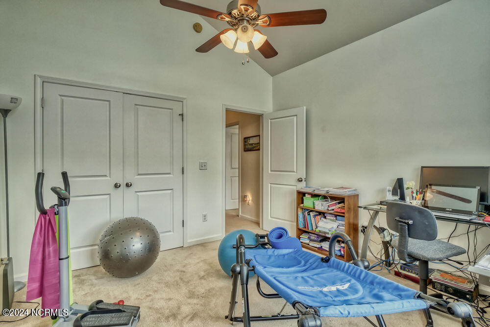 118 E Stockton Place