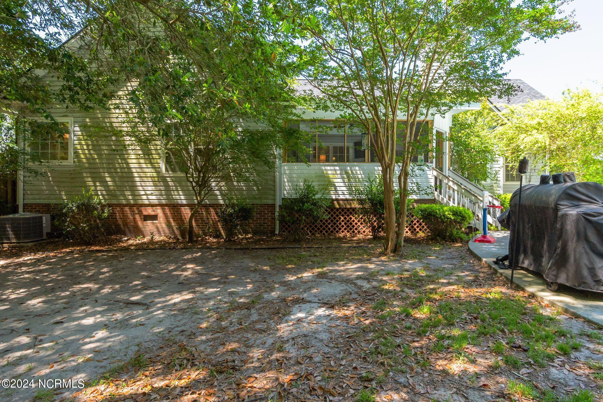 321 Richmond Drive