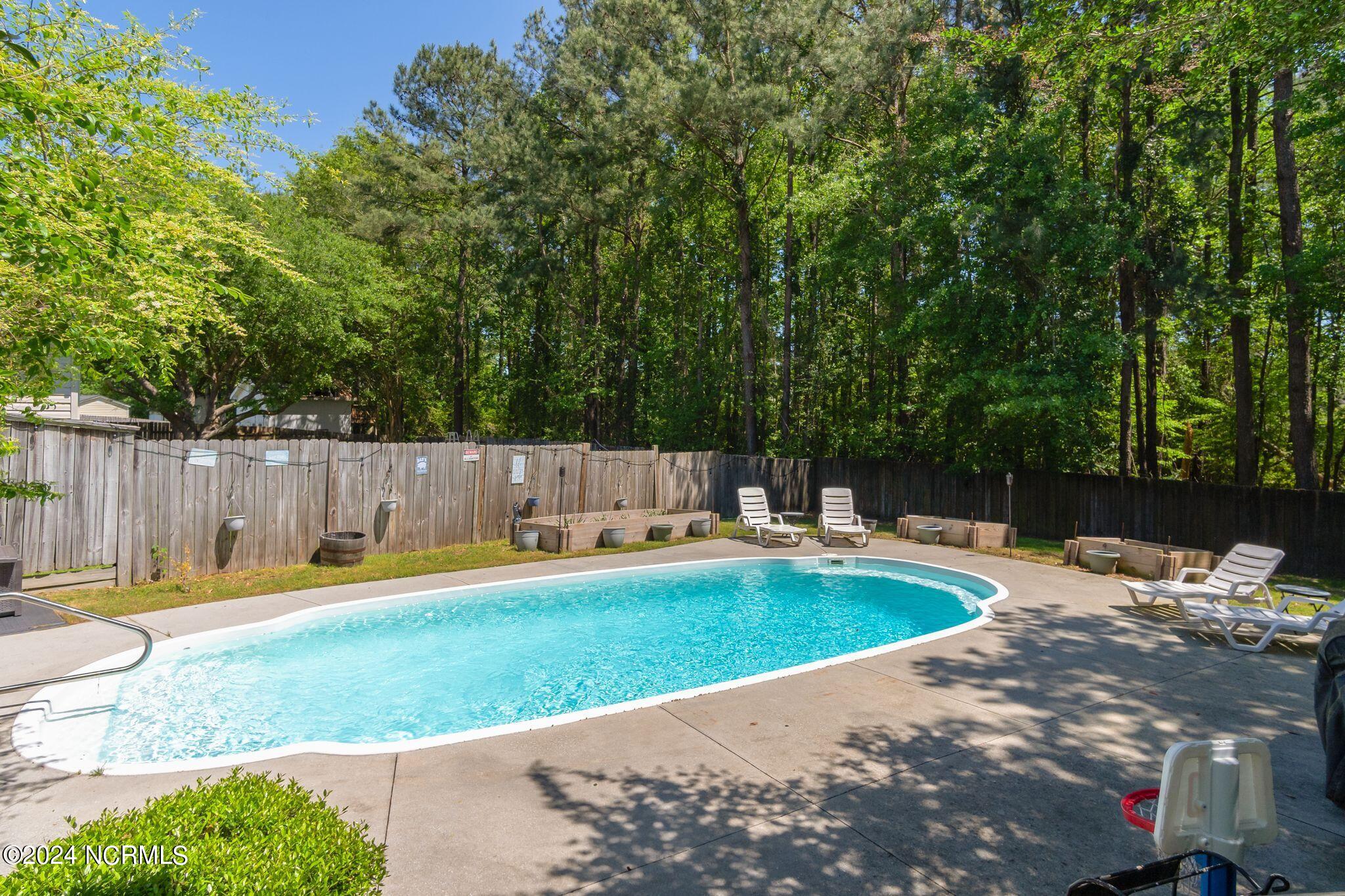 321 Richmond Drive