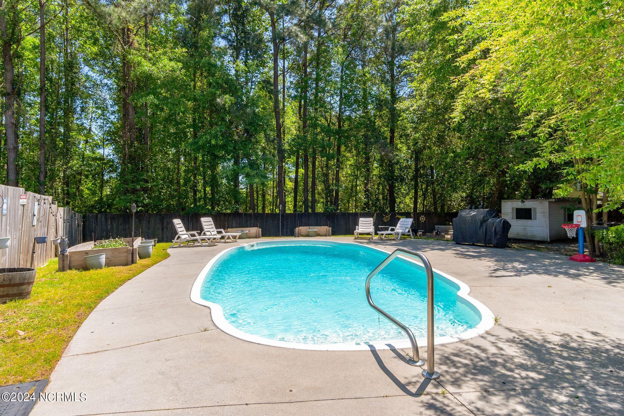 321 Richmond Drive