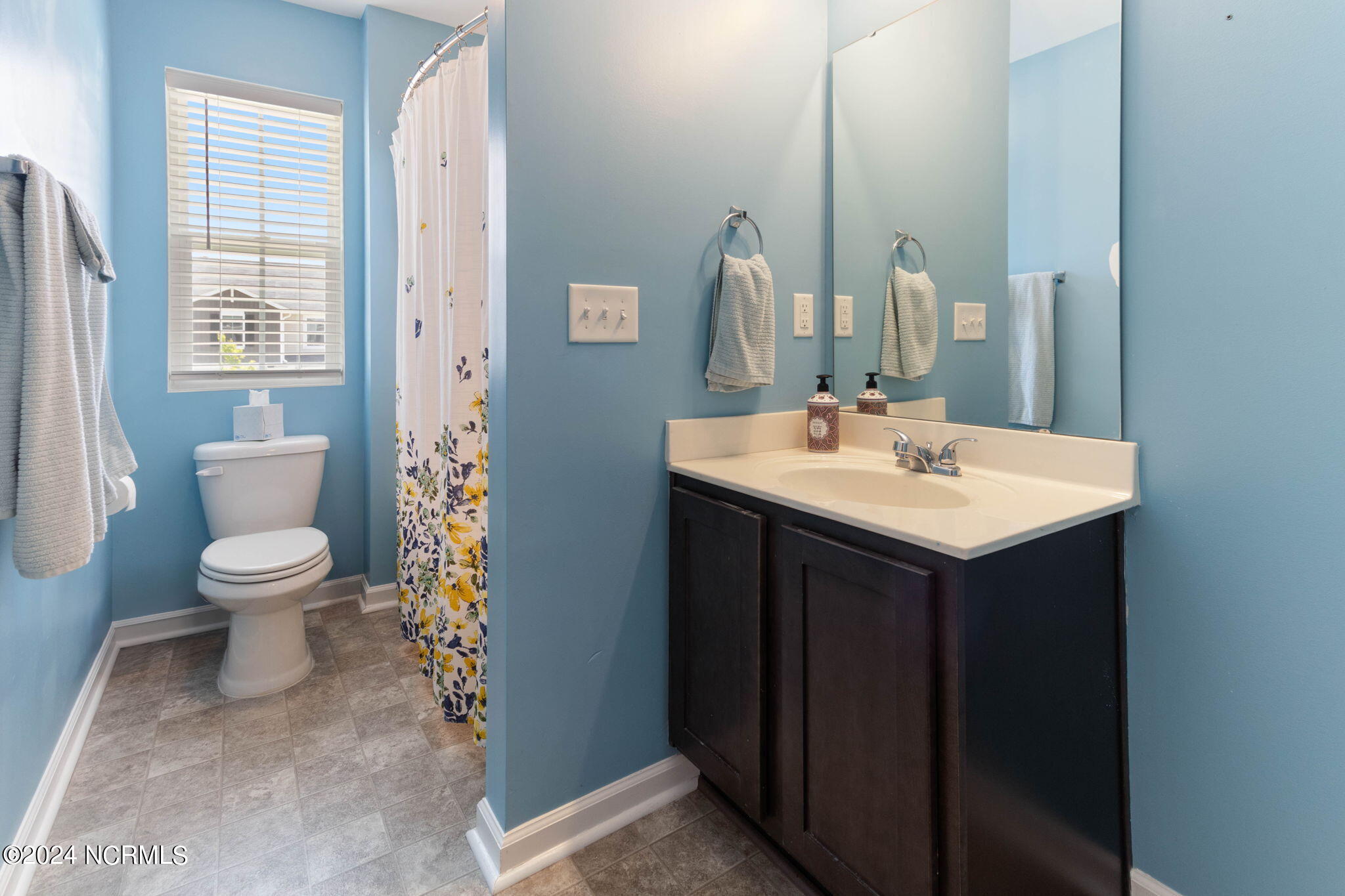 306 Adobe Lane