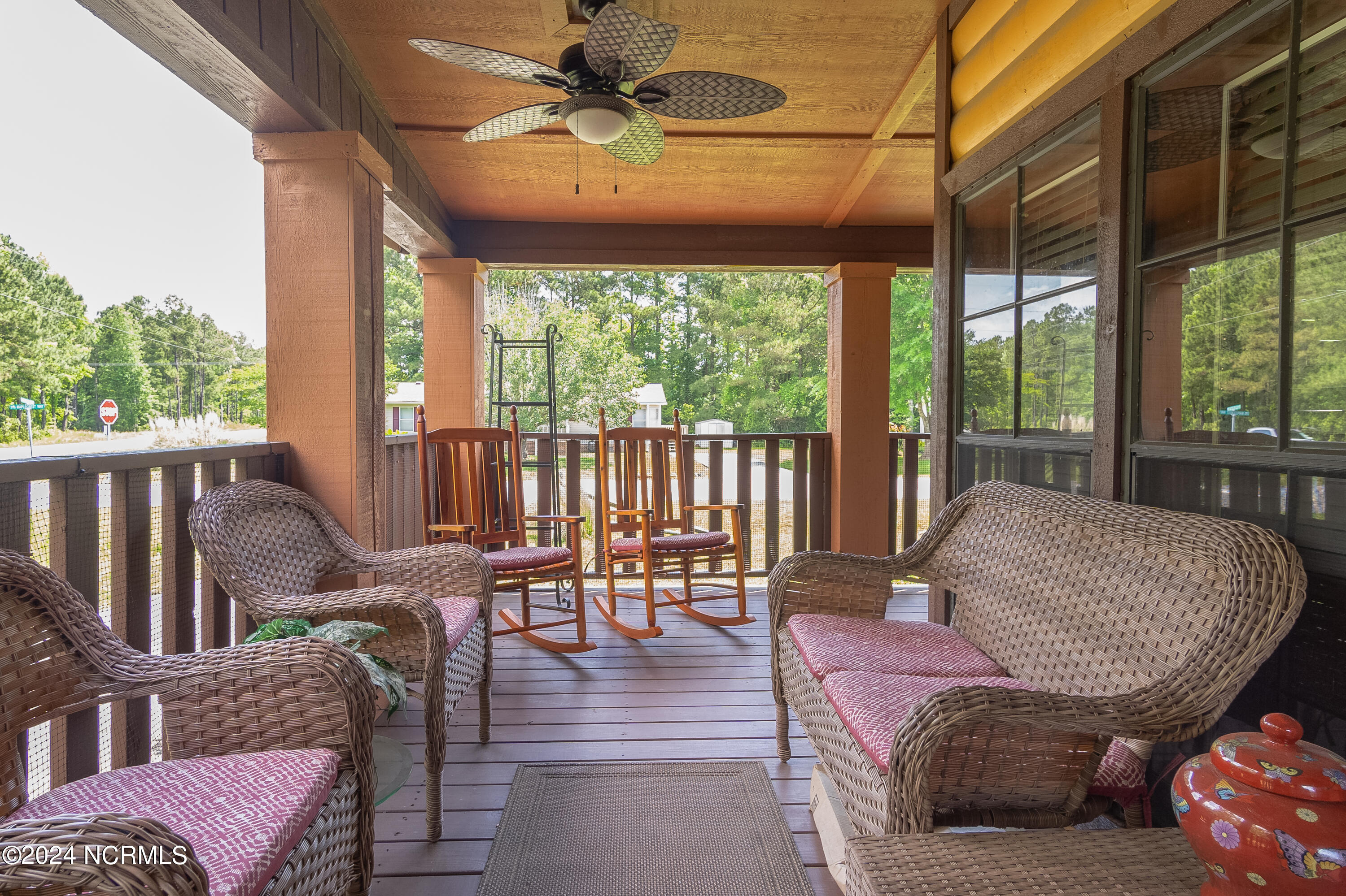 100 Maplecrest Way