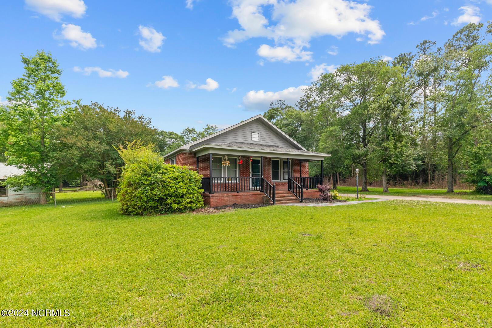 1703 Burgaw Highway