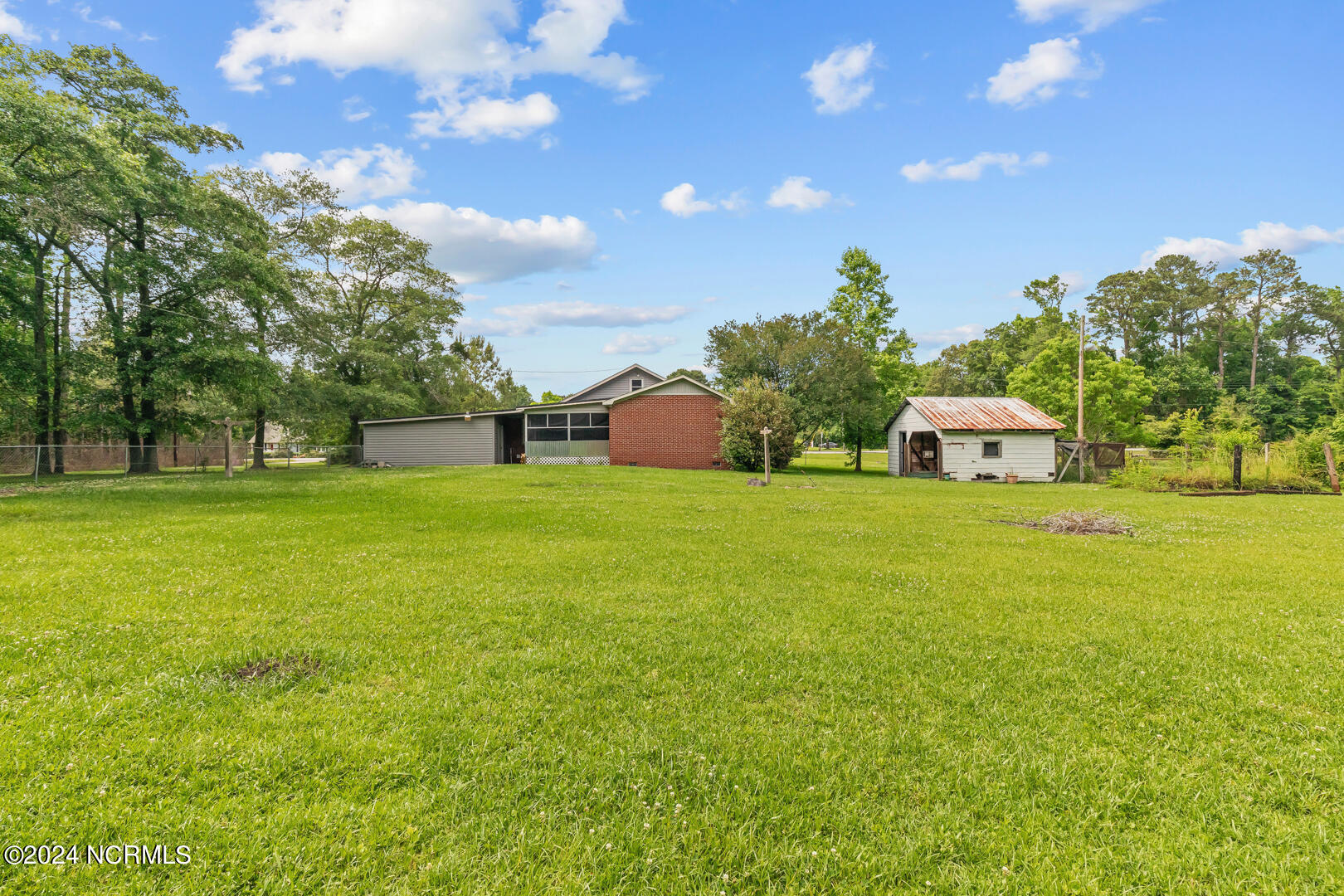 1703 Burgaw Highway