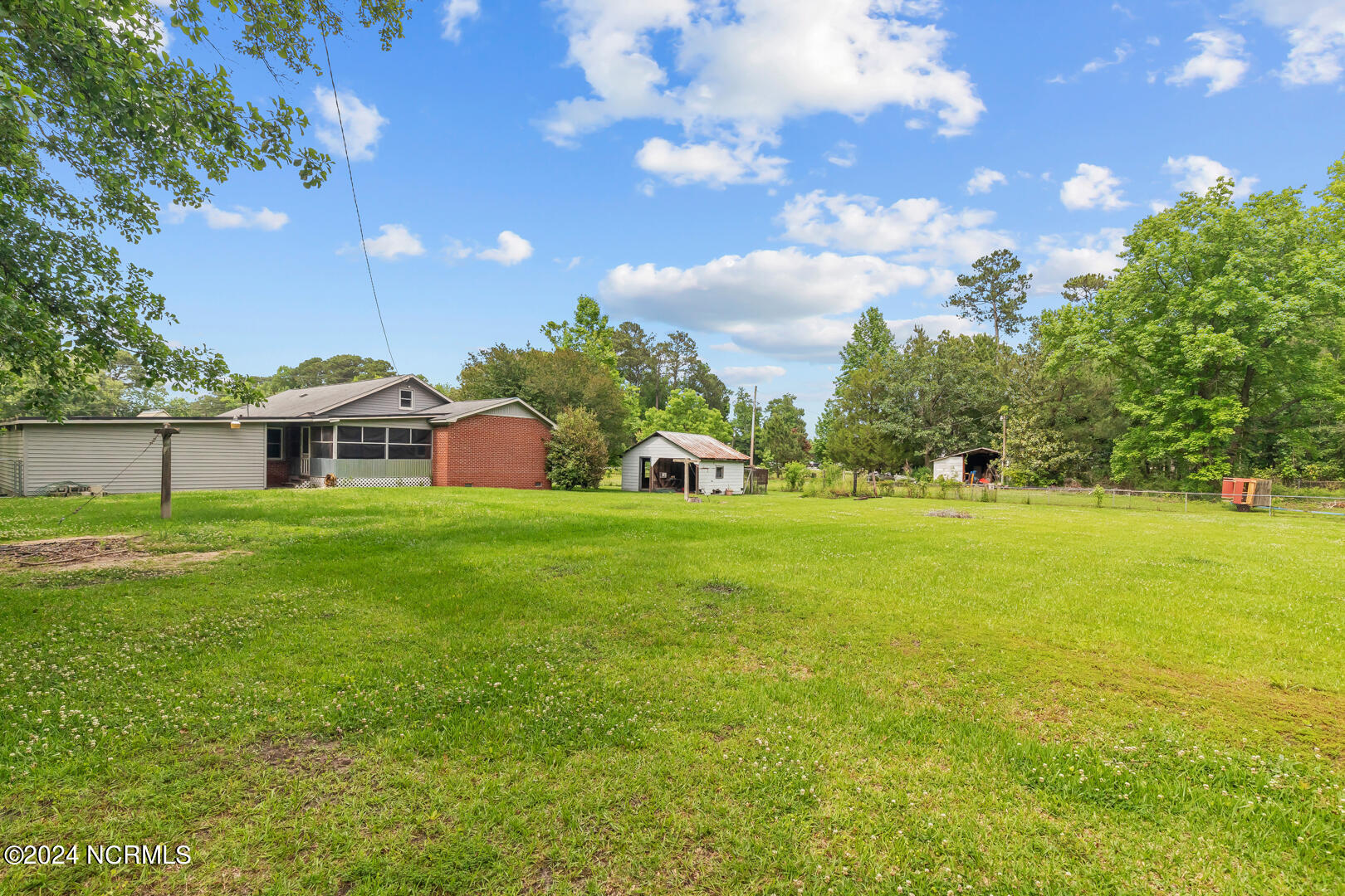 1703 Burgaw Highway