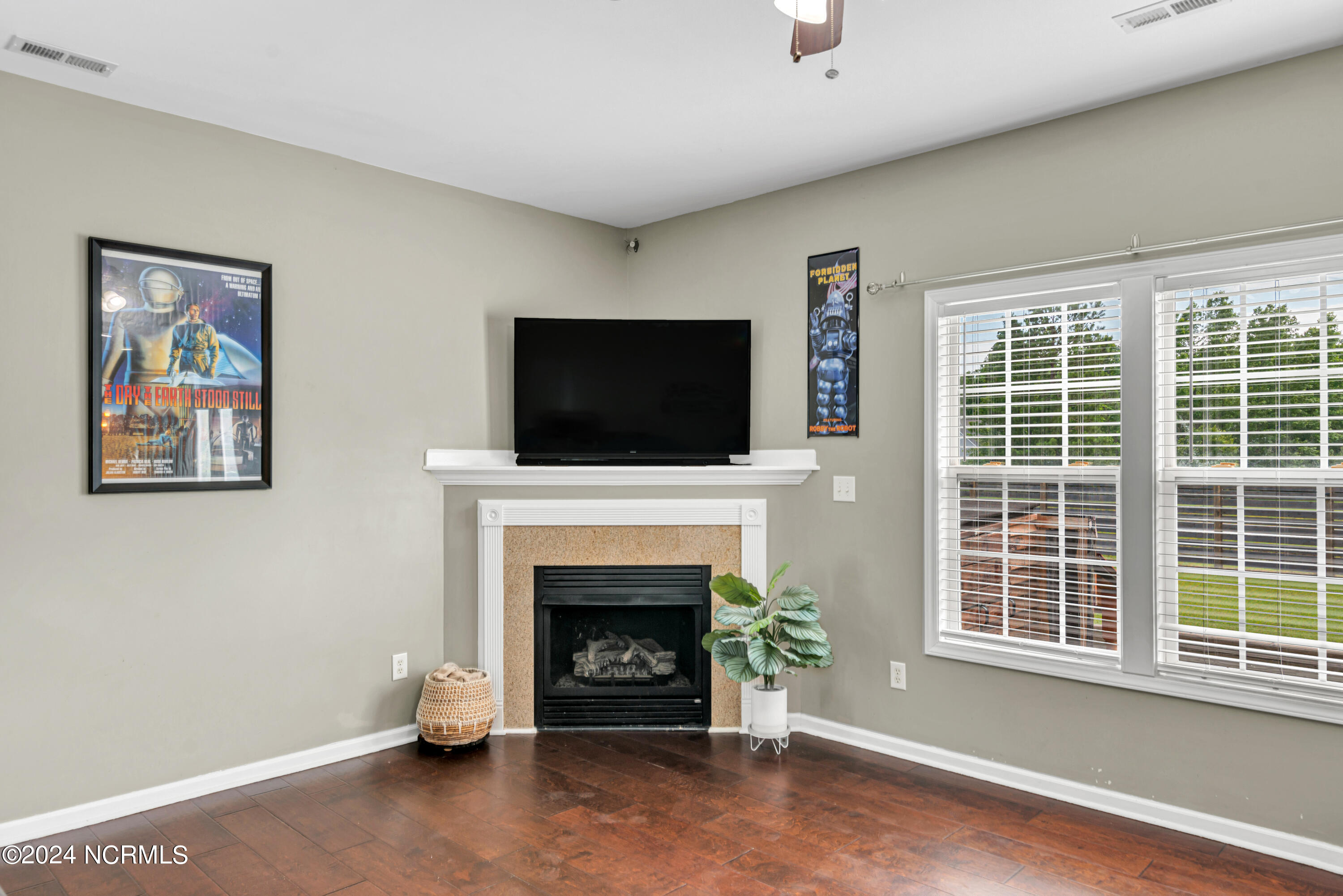 200 Azalea Blossom Court