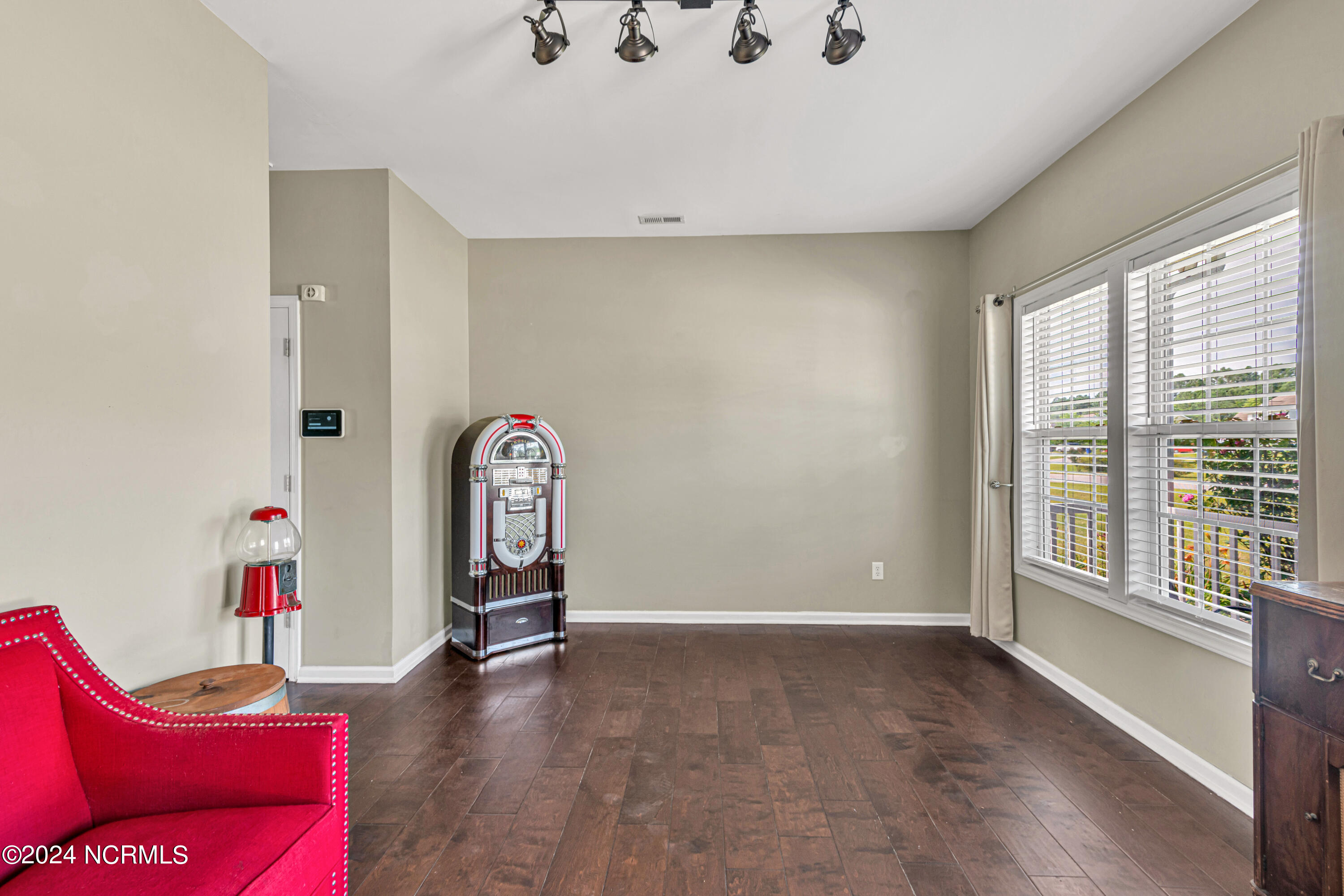 200 Azalea Blossom Court