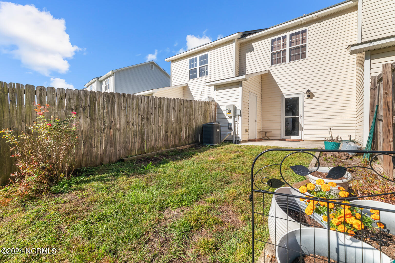 202 Pinegrove Court