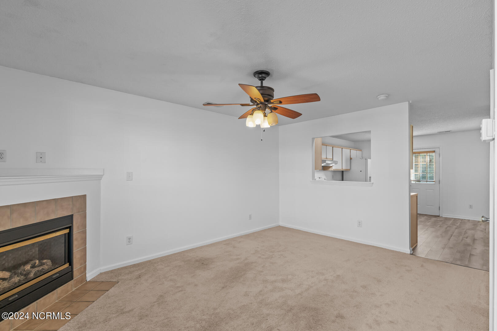 202 Pinegrove Court