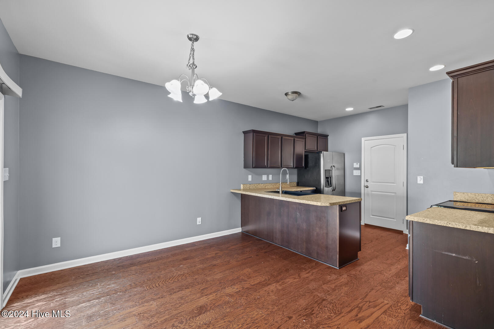 220 Hidden Oaks Drive