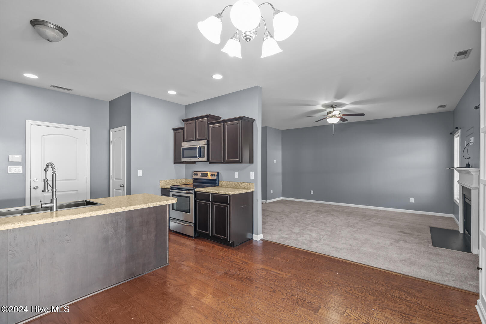 220 Hidden Oaks Drive