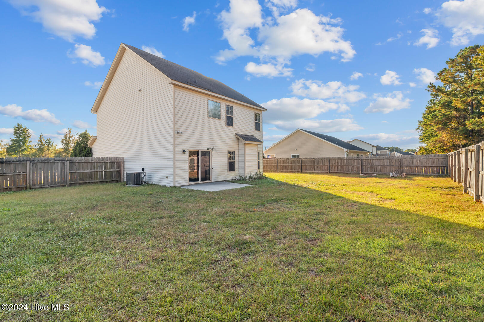 220 Hidden Oaks Drive