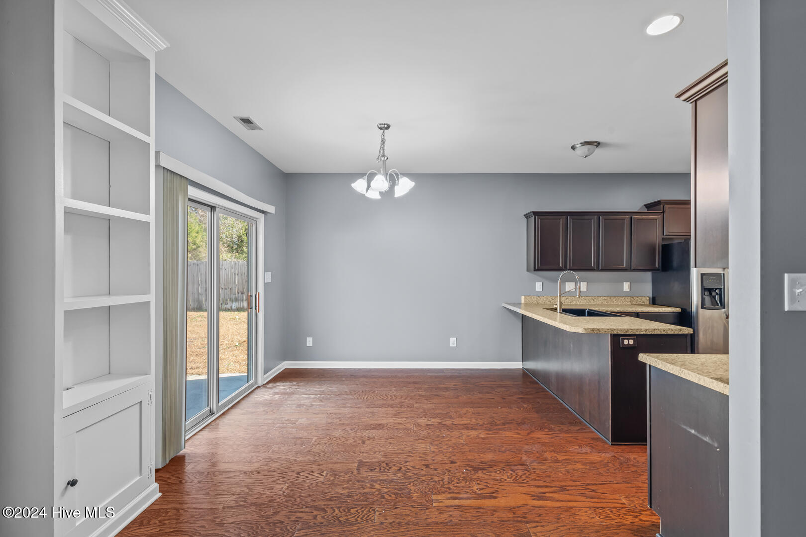 220 Hidden Oaks Drive