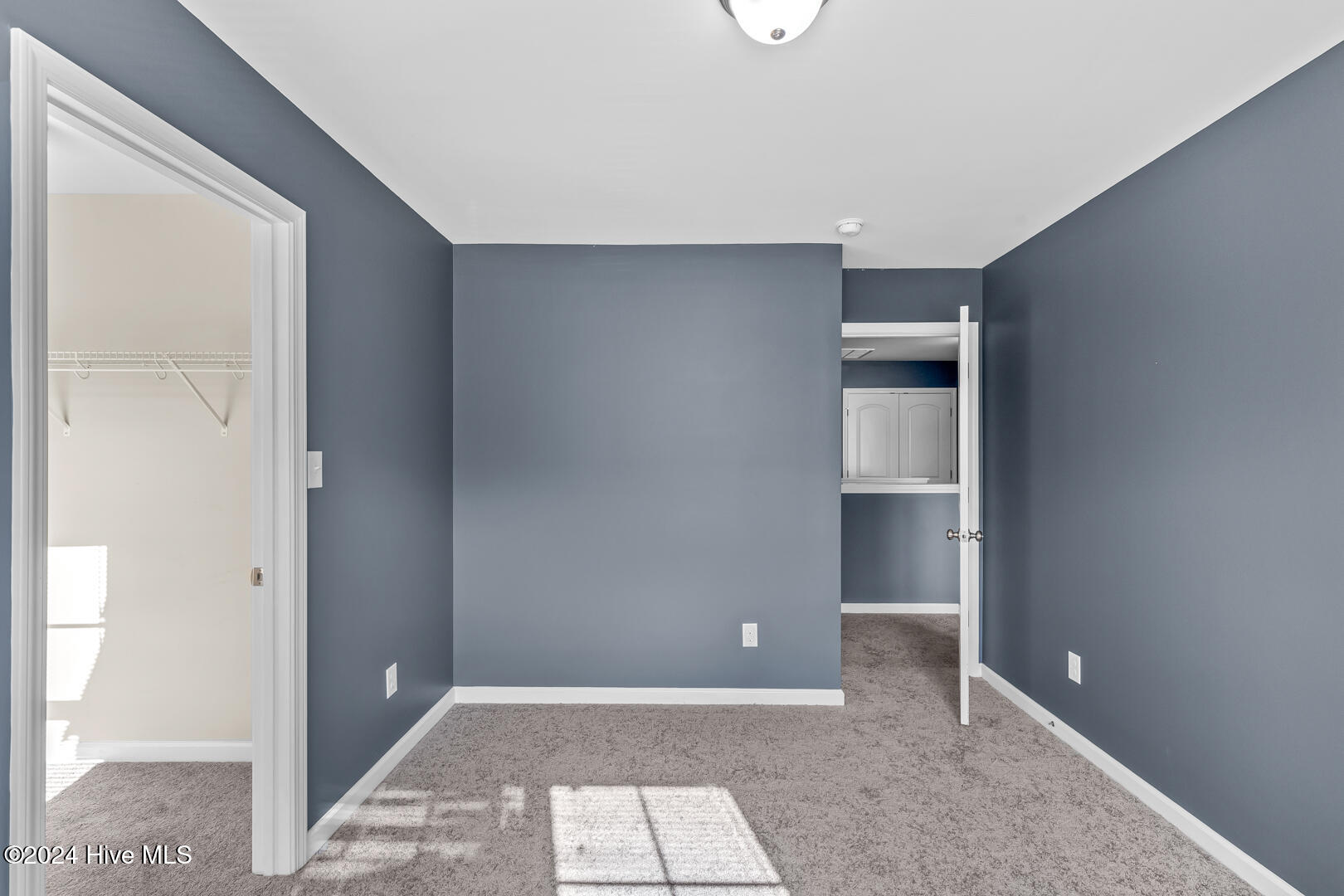 220 Hidden Oaks Drive