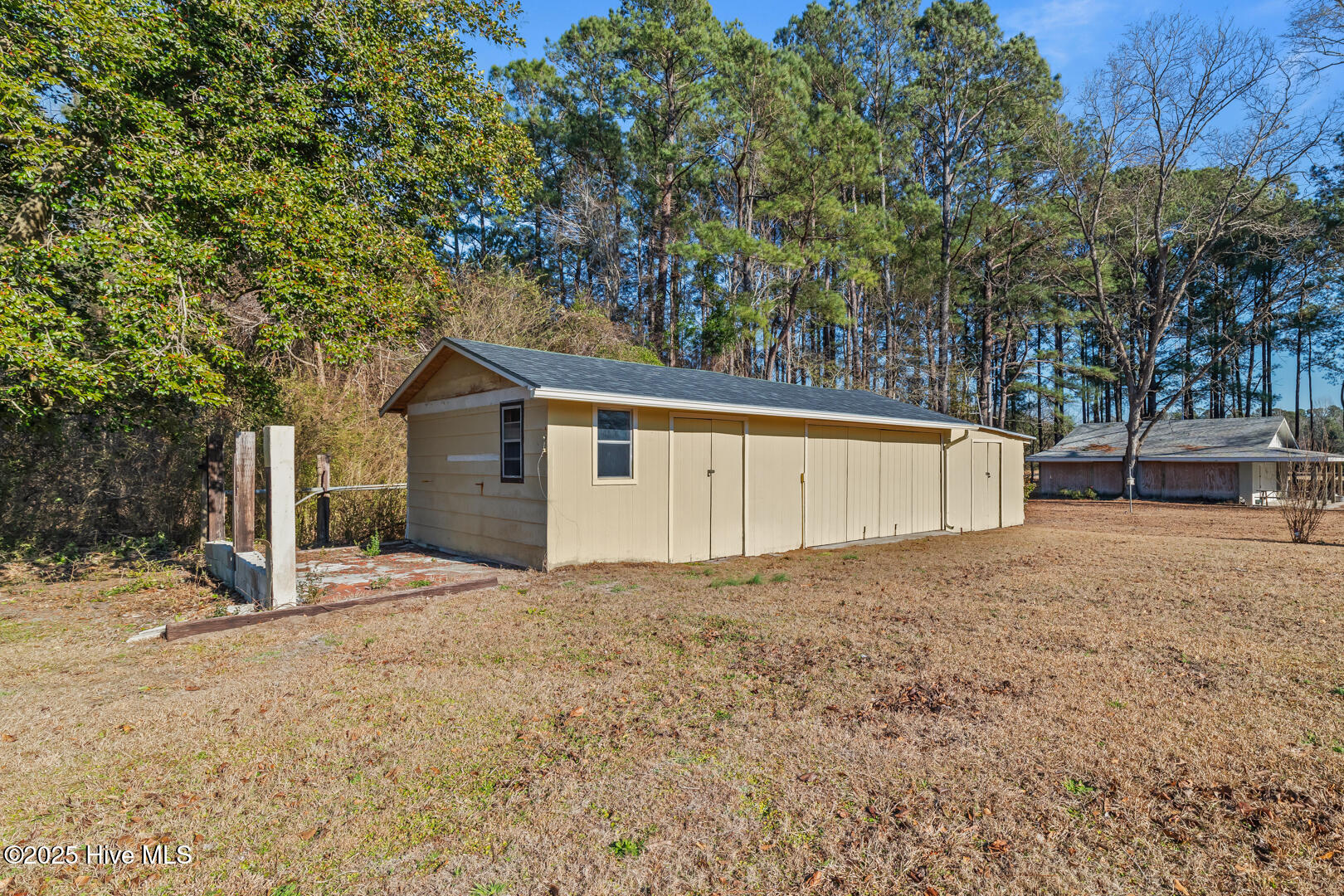 1160 Onslow Pines Road