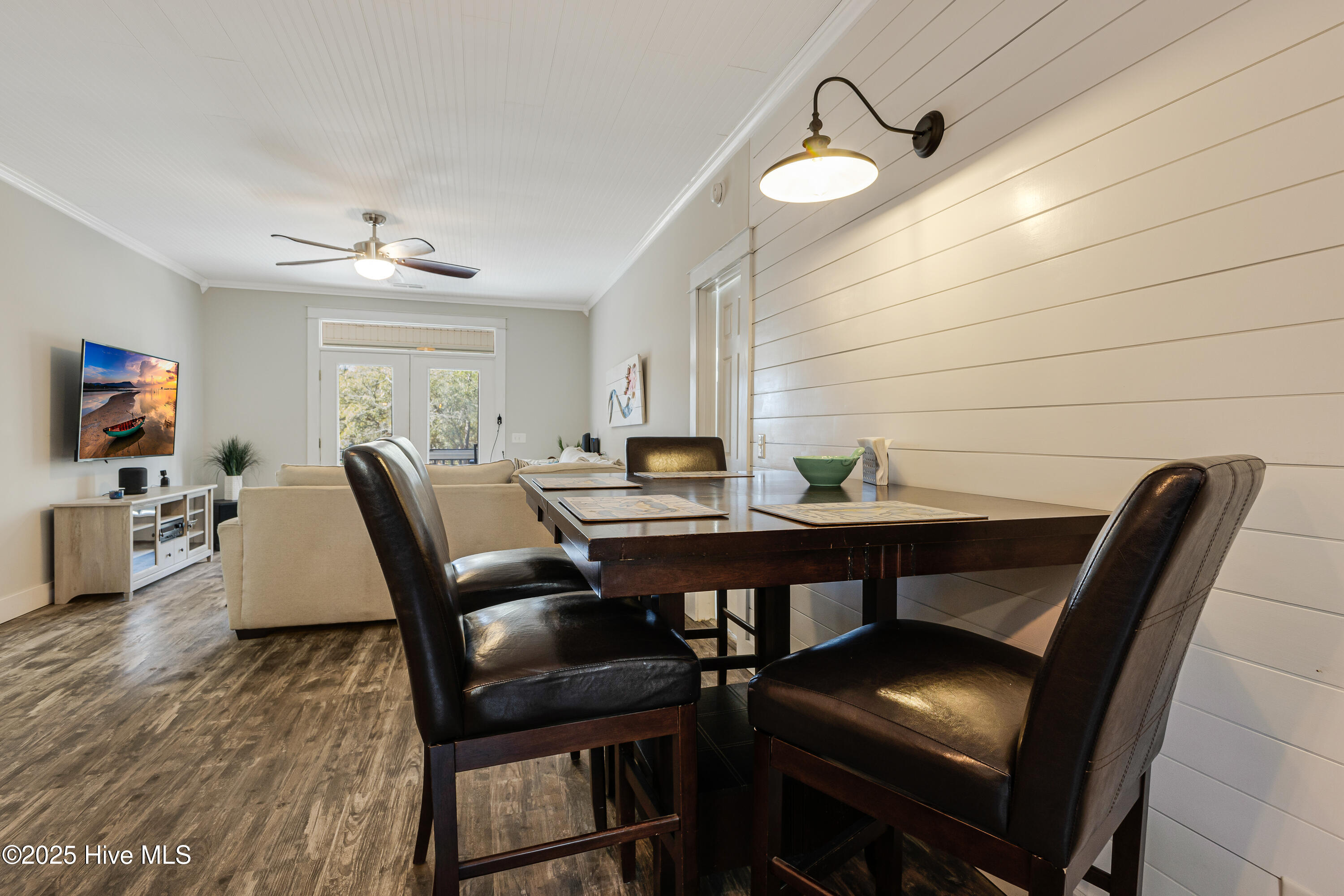 326 NE 41st Street
