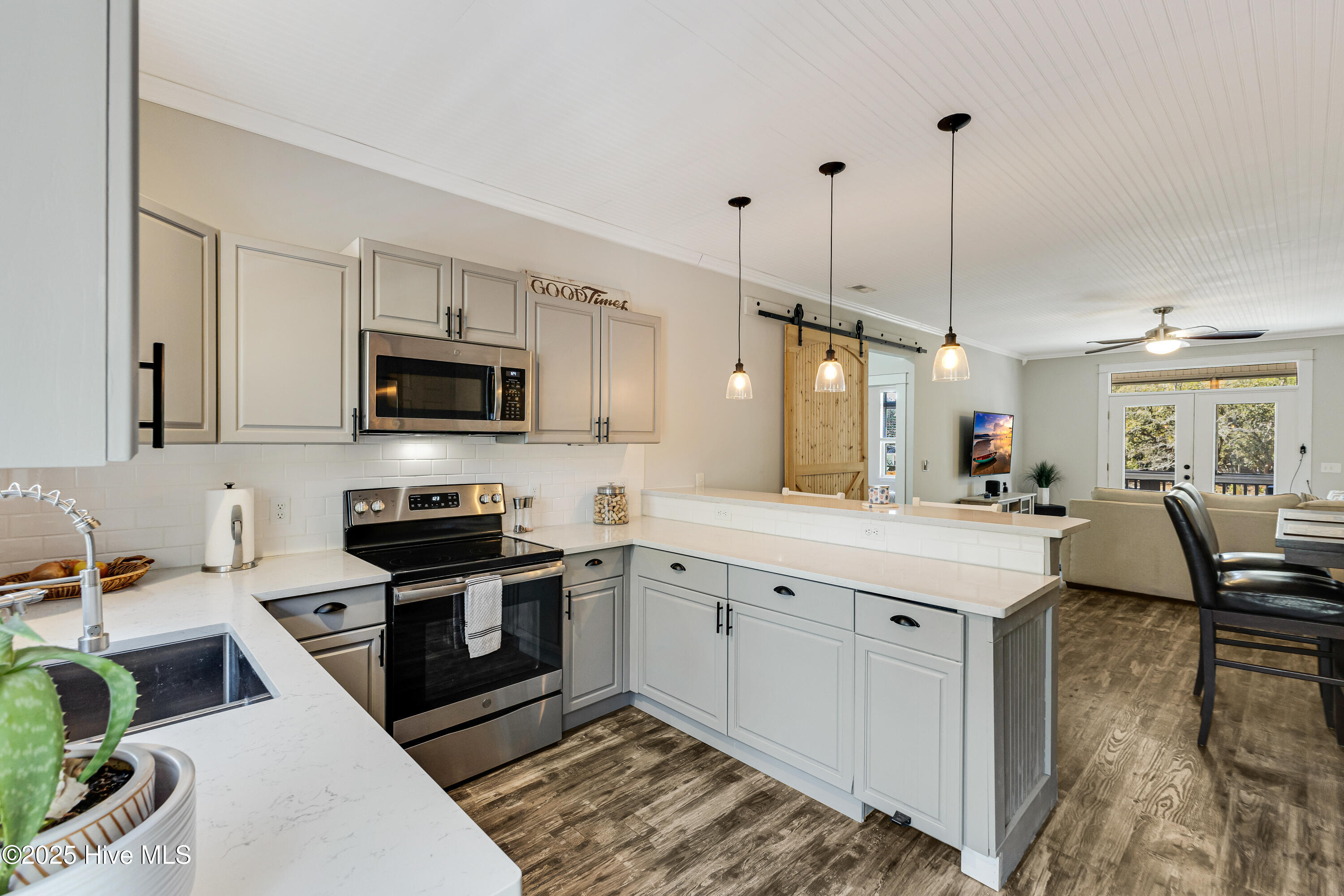 326 NE 41st Street