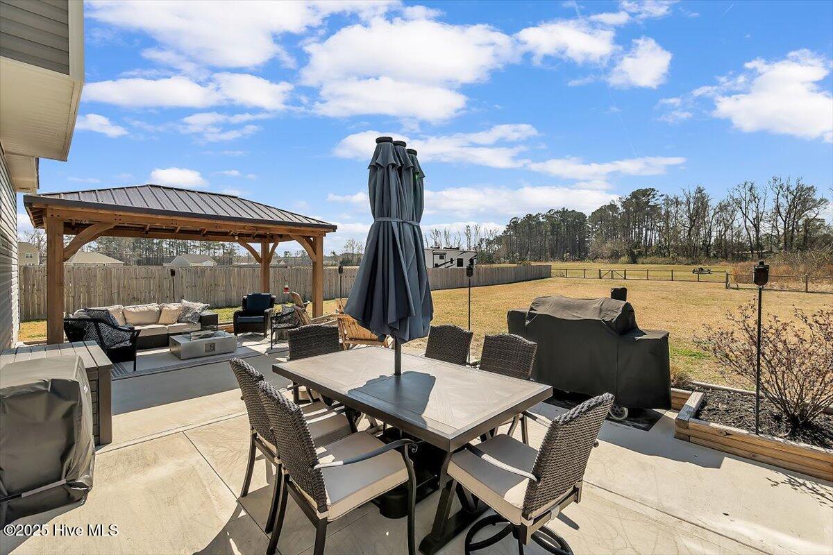 113 Backfield Place