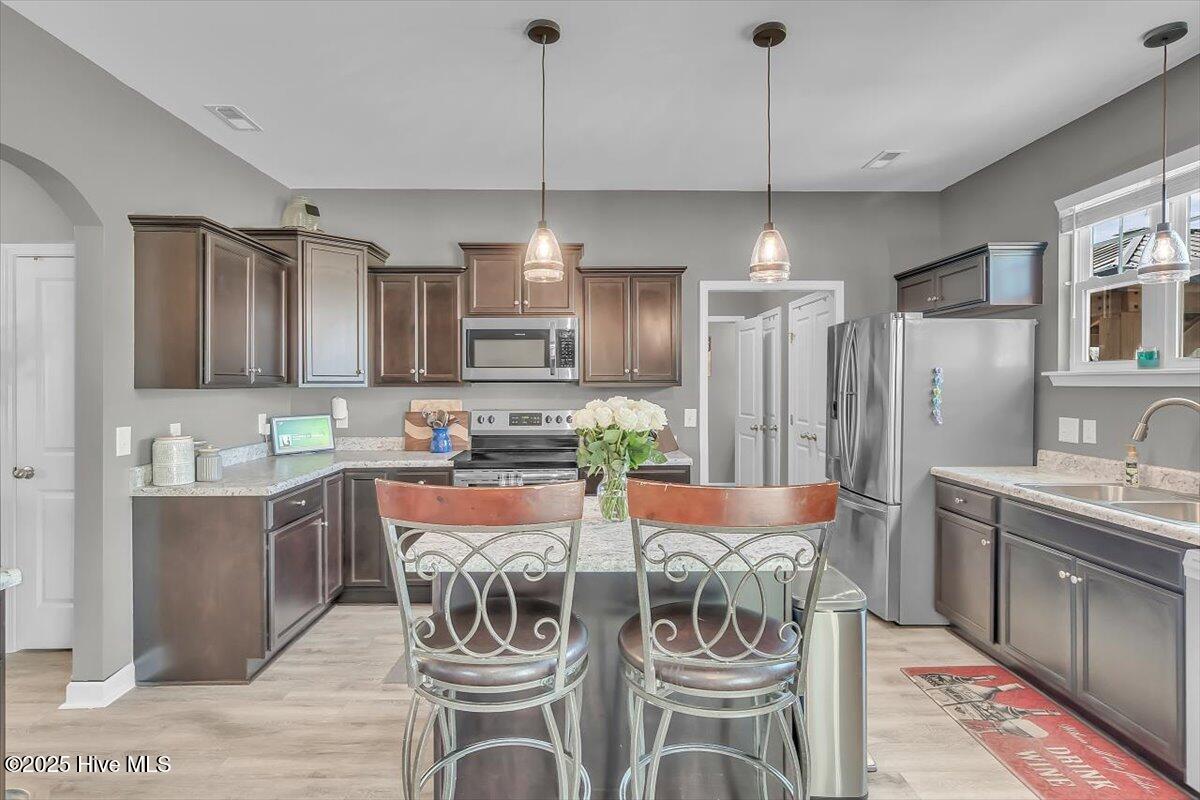113 Backfield Place