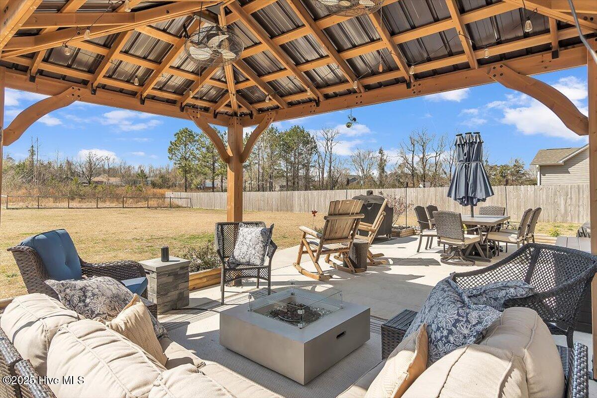 113 Backfield Place