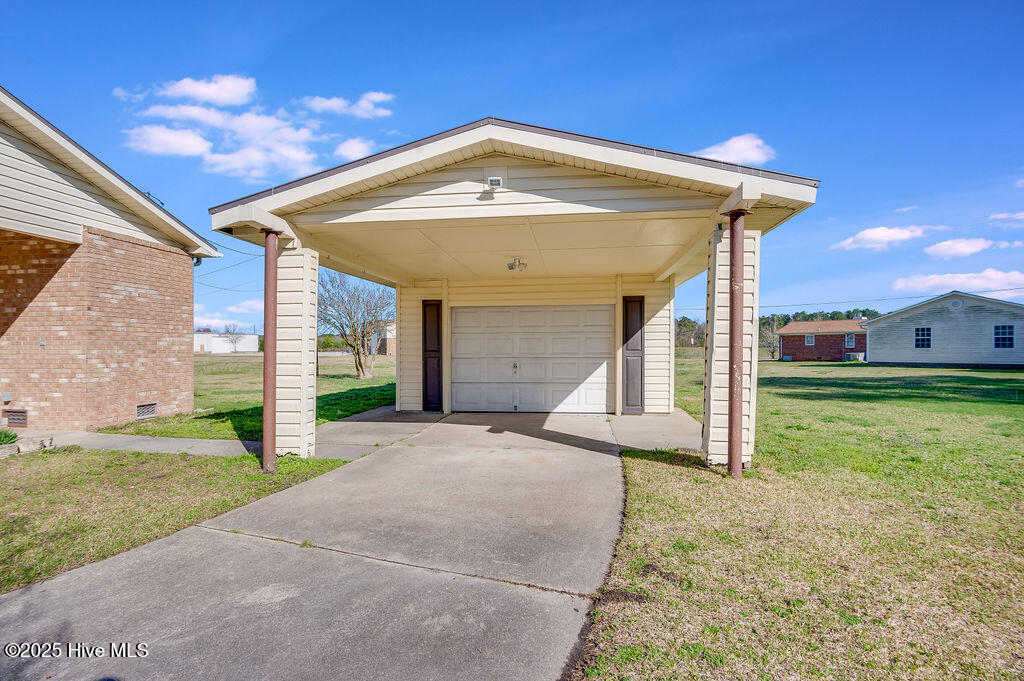 1805 Kellum Loop Road