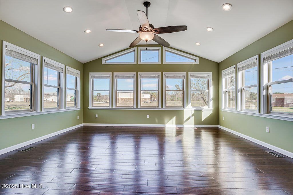 1805 Kellum Loop Road