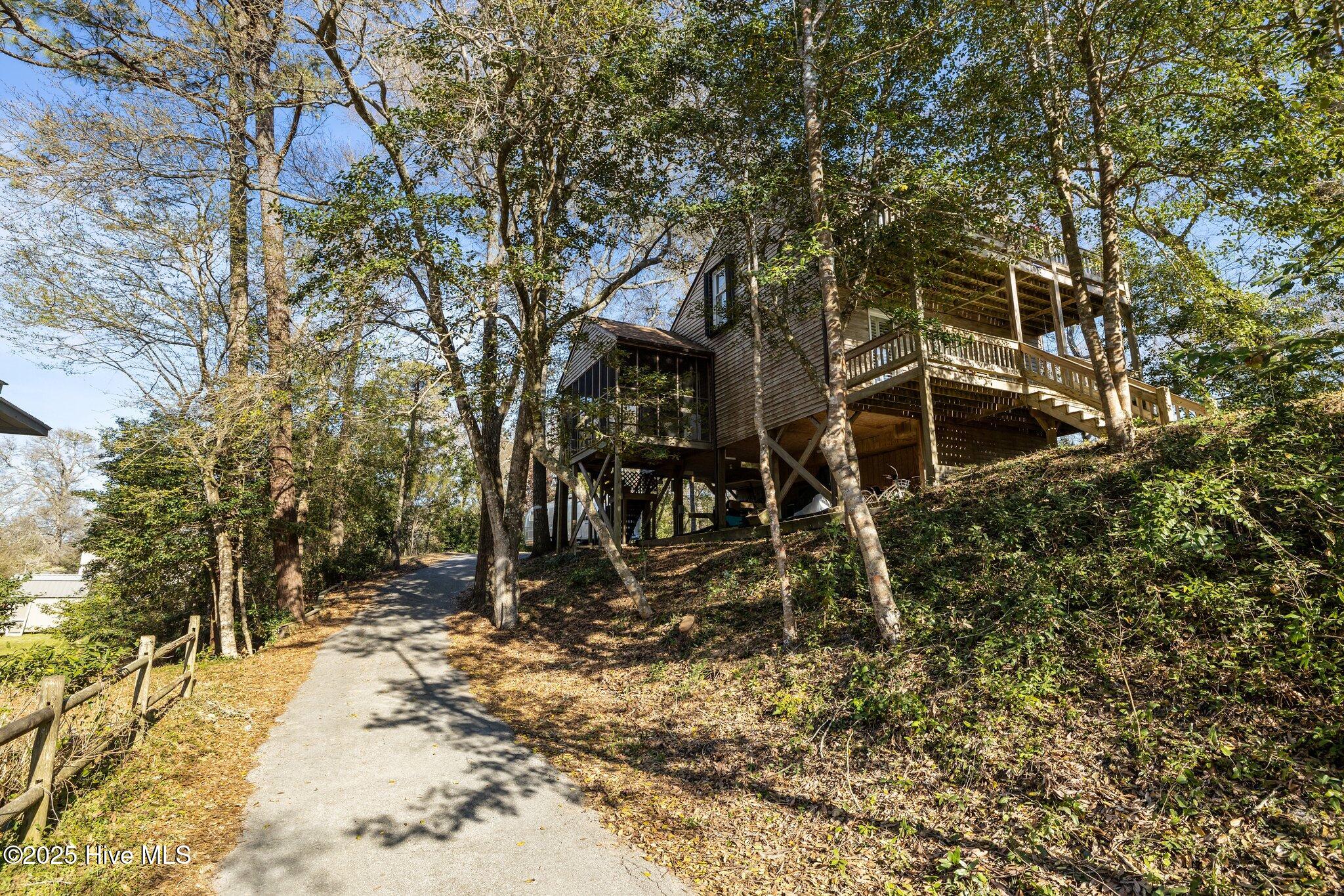 408 Lee Avenue, Emerald Isle