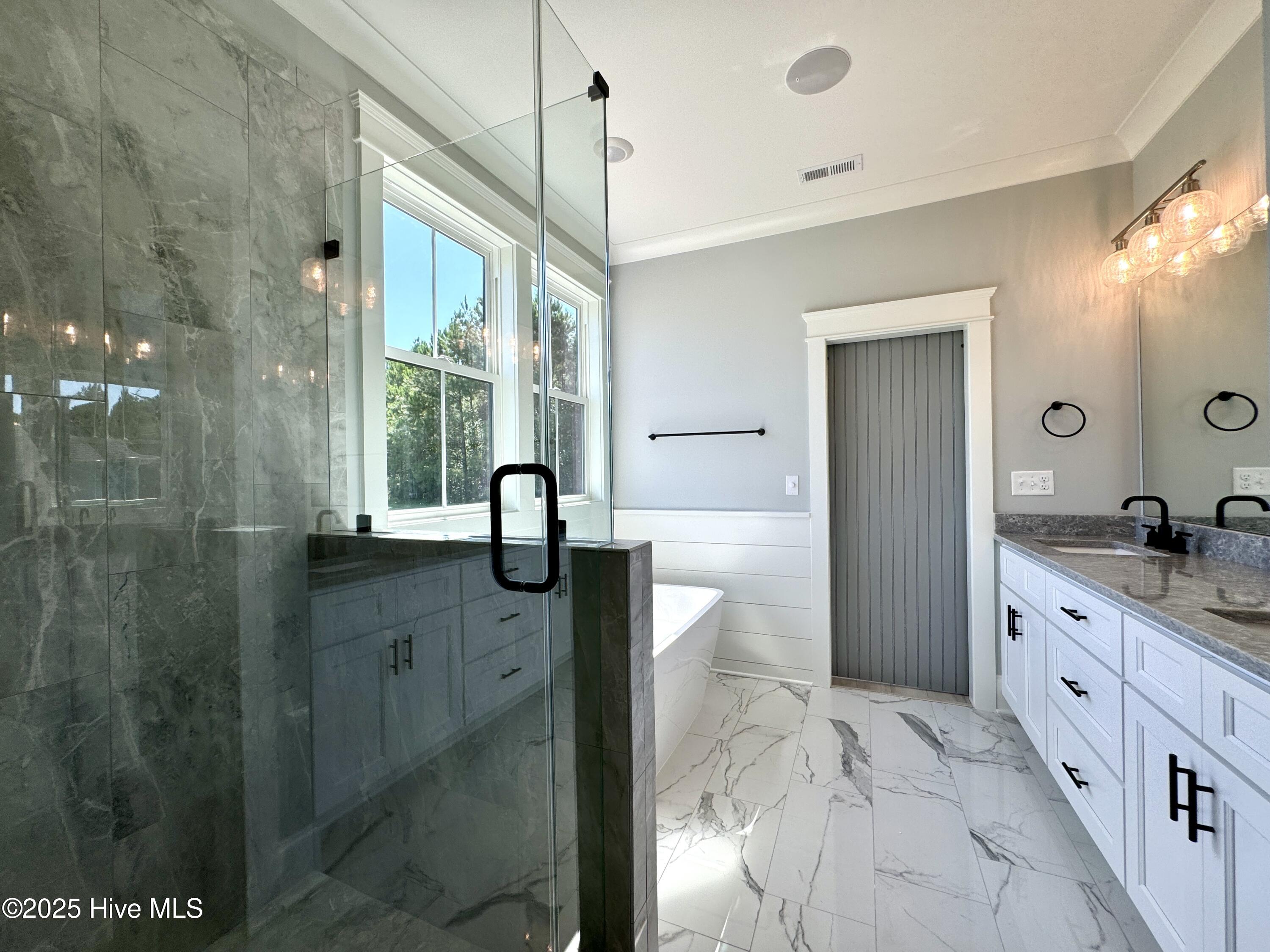 456 Summerhouse Drive