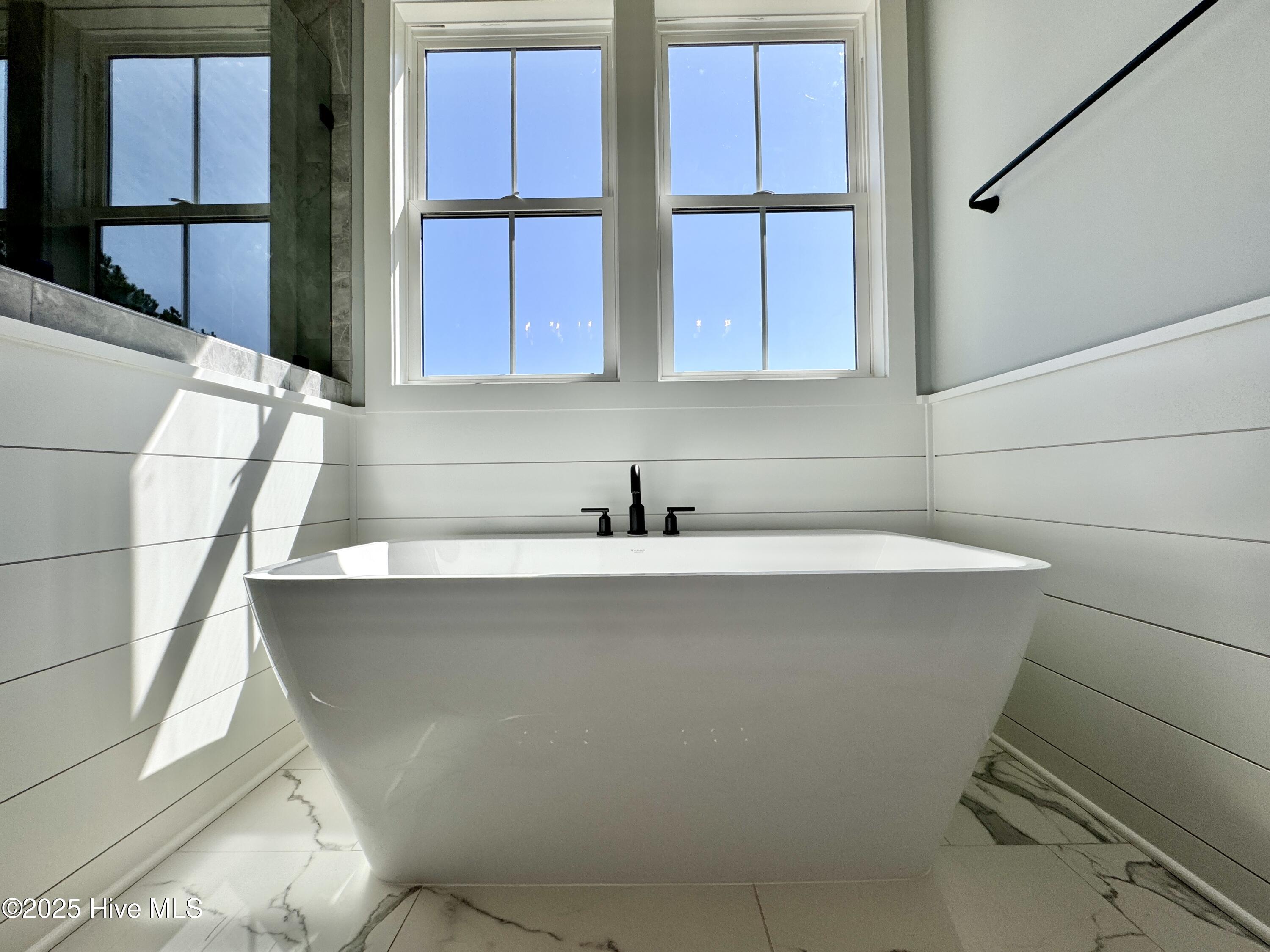 456 Summerhouse Drive