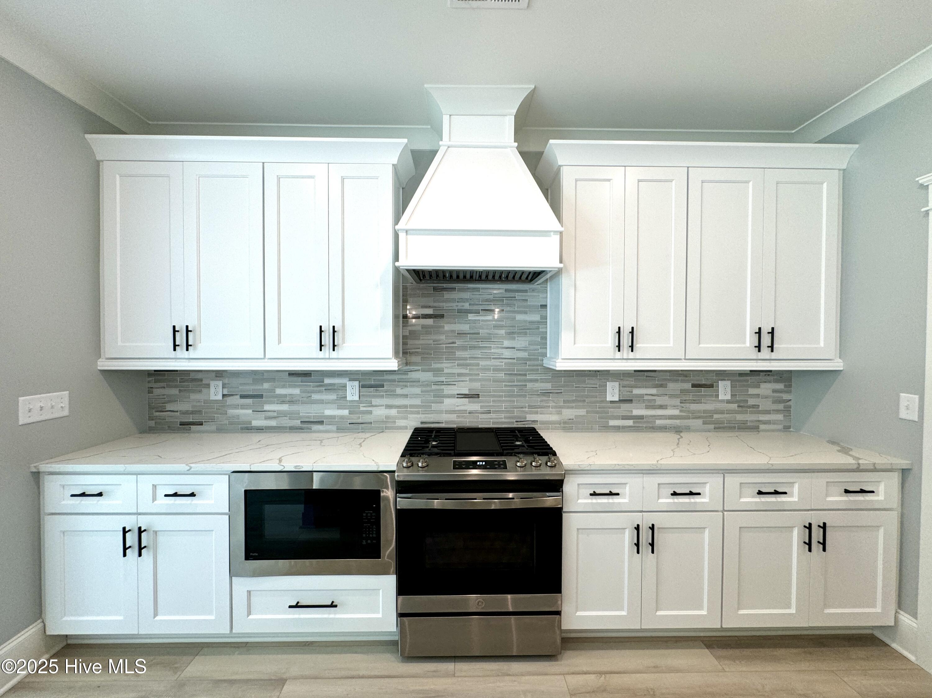 456 Summerhouse Drive