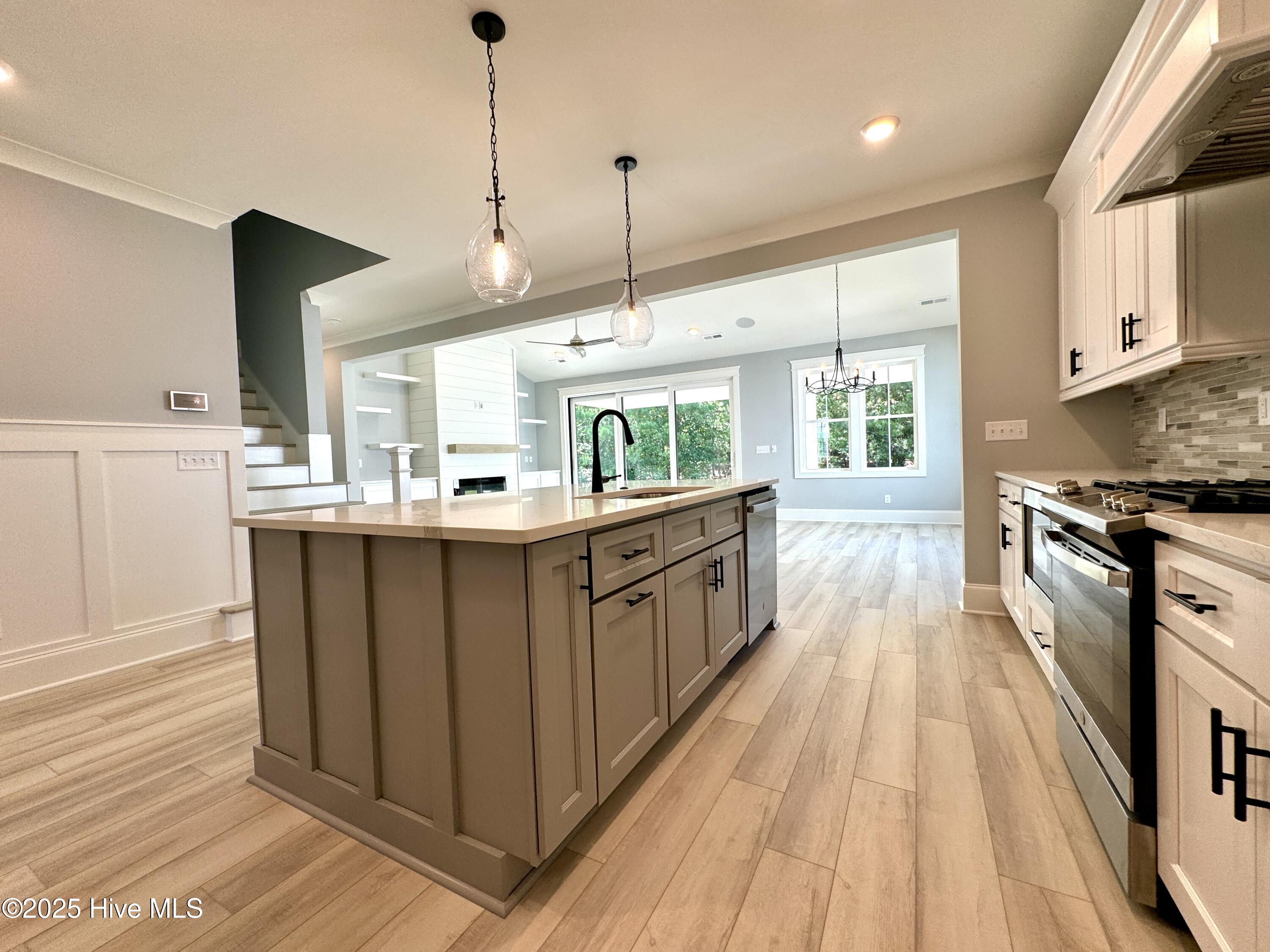 456 Summerhouse Drive