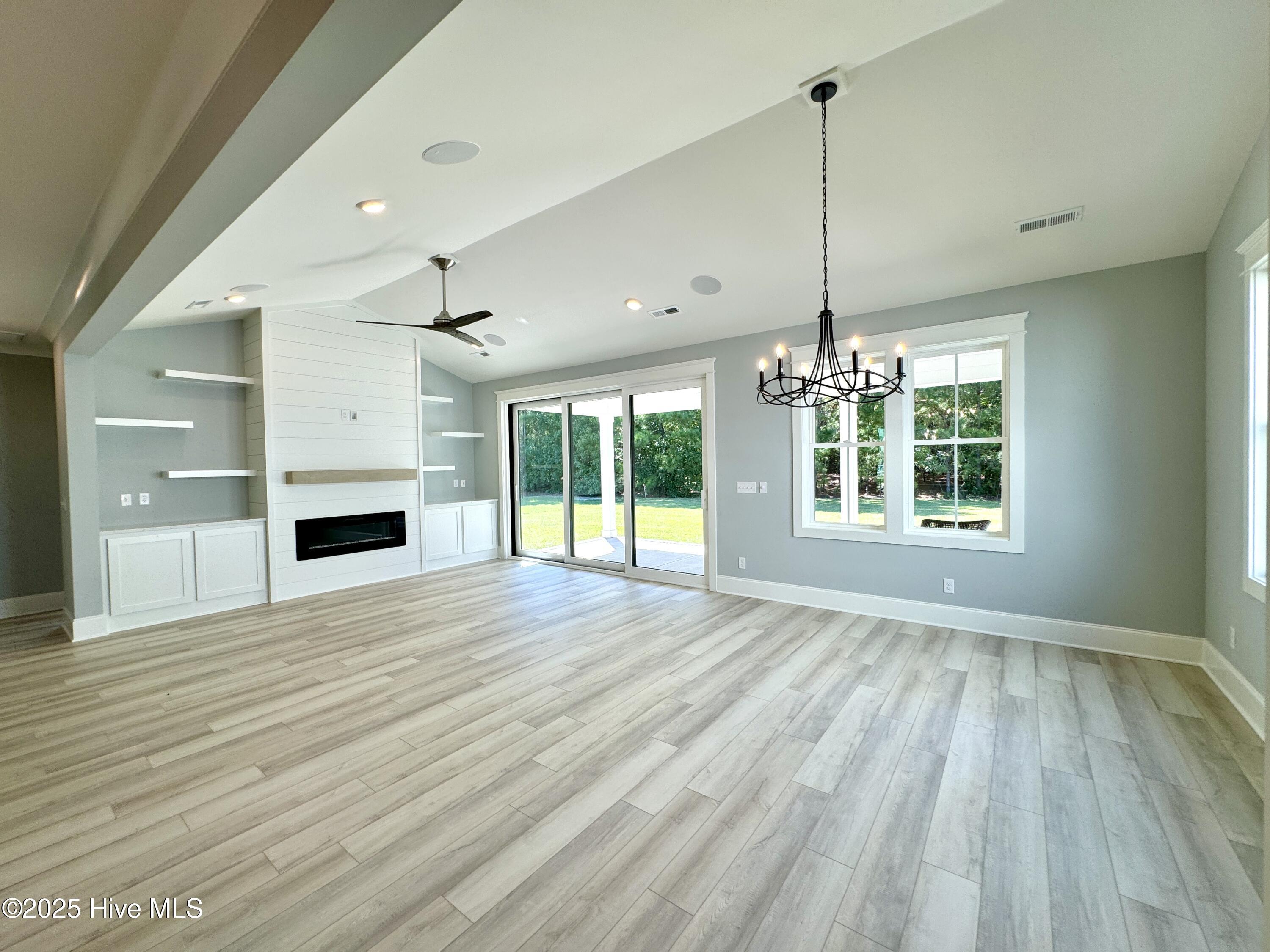 456 Summerhouse Drive