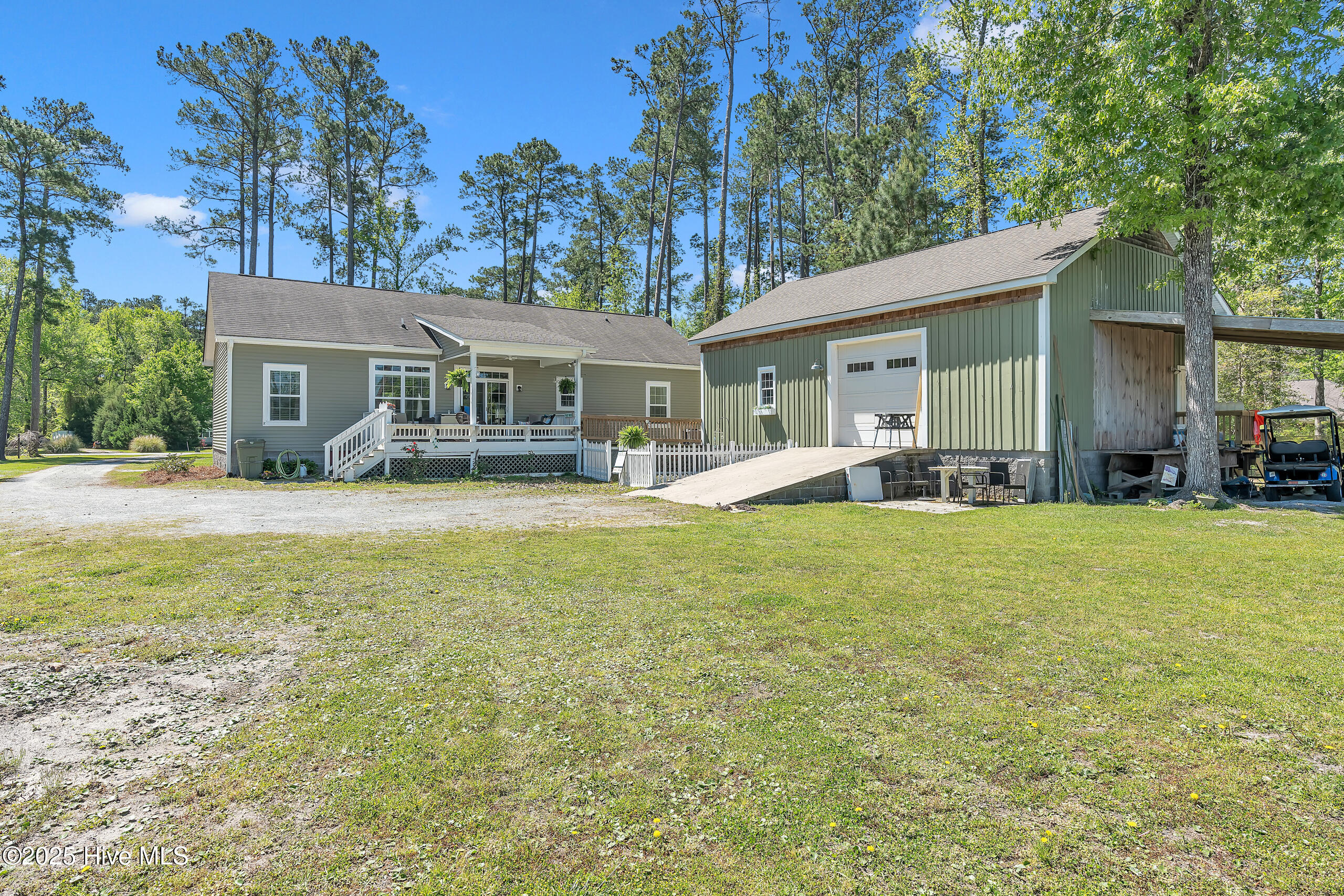 218 Jonaquins Drive