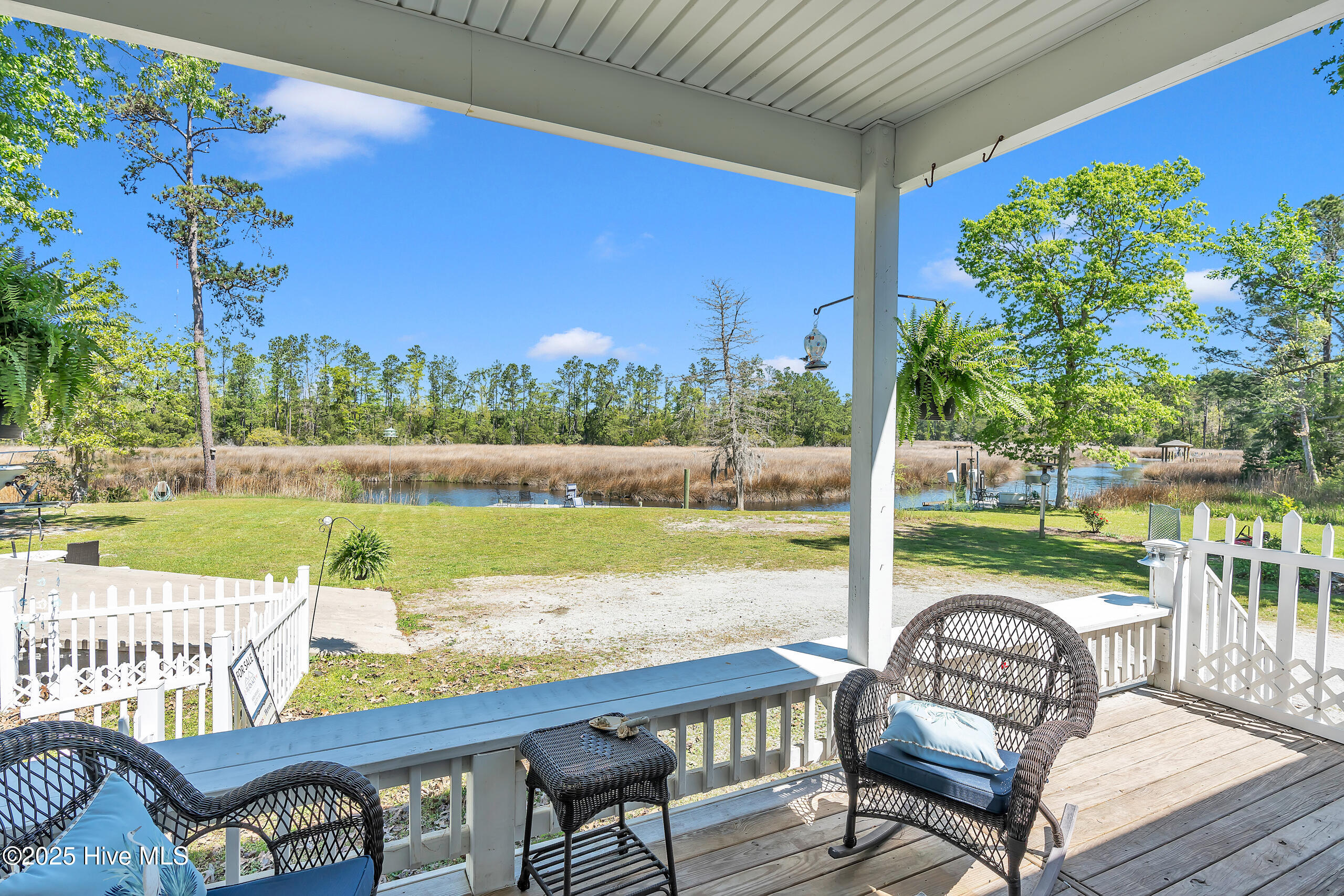218 Jonaquins Drive