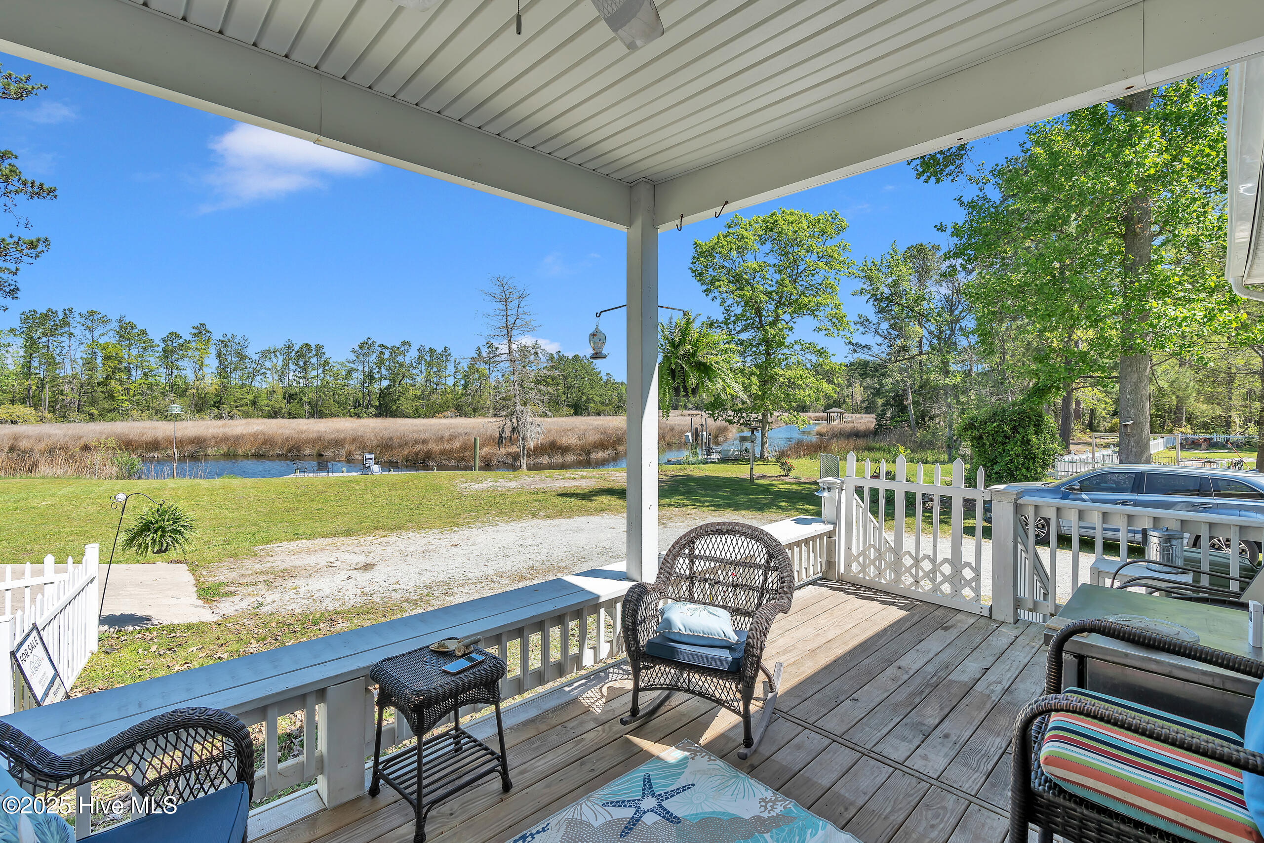 218 Jonaquins Drive