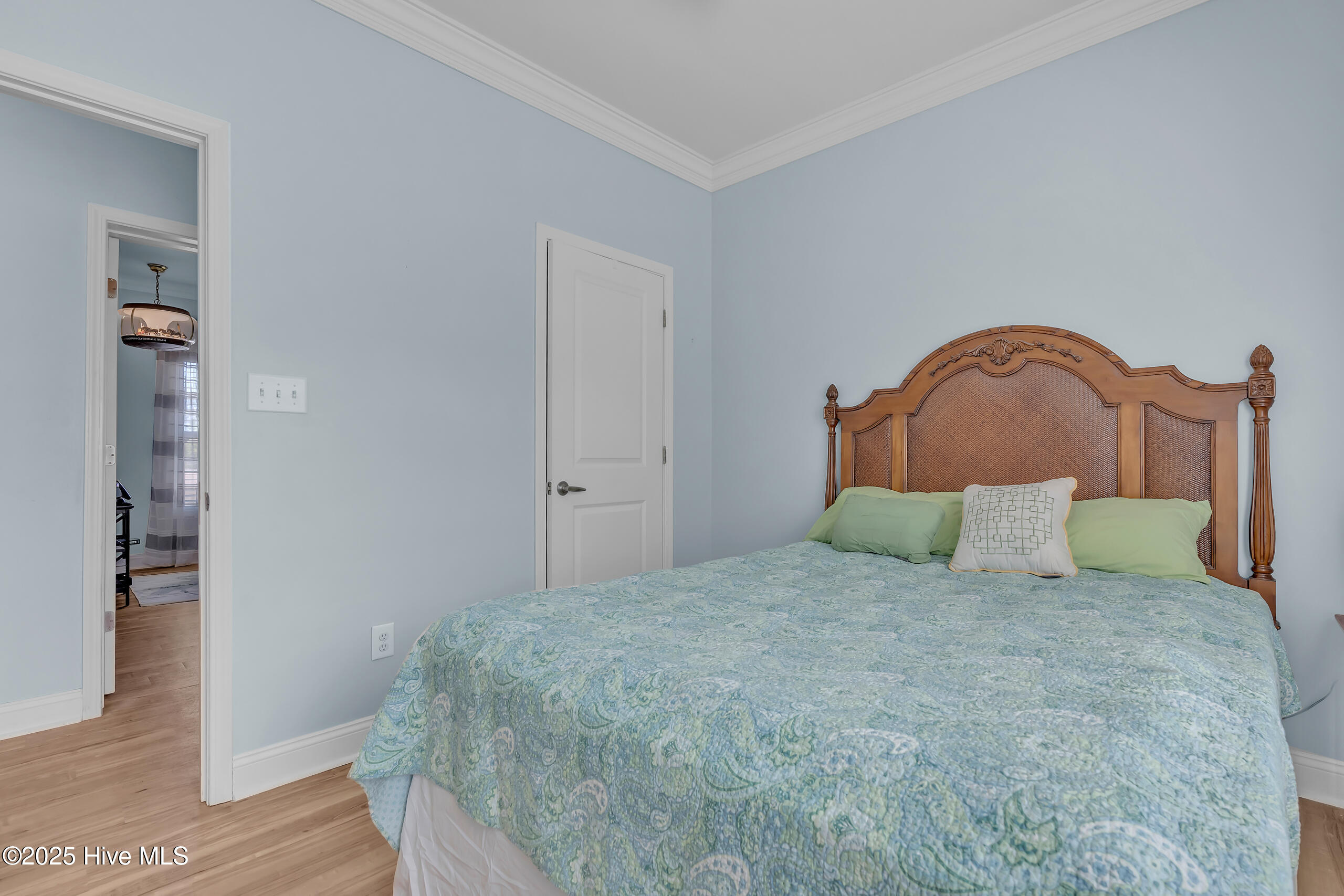 218 Jonaquins Drive