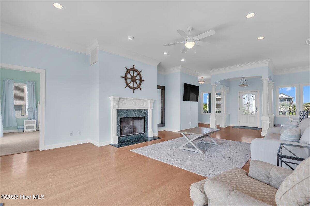 3720 Island Drive