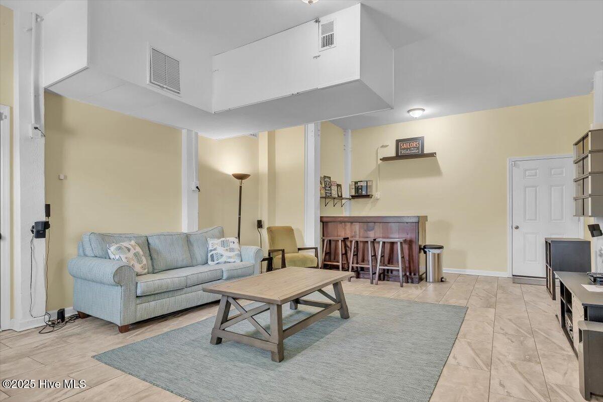 3720 Island Drive