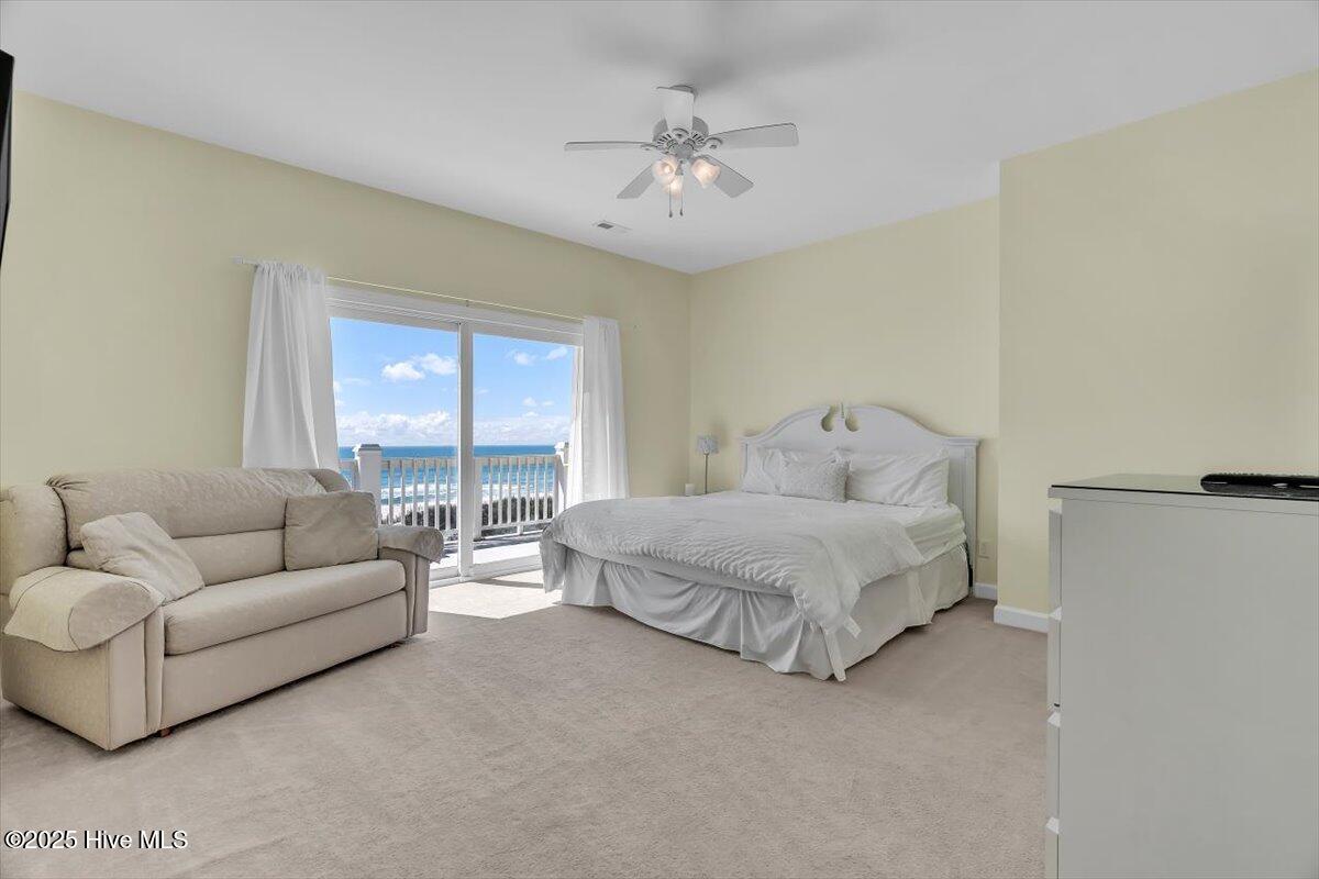3720 Island Drive