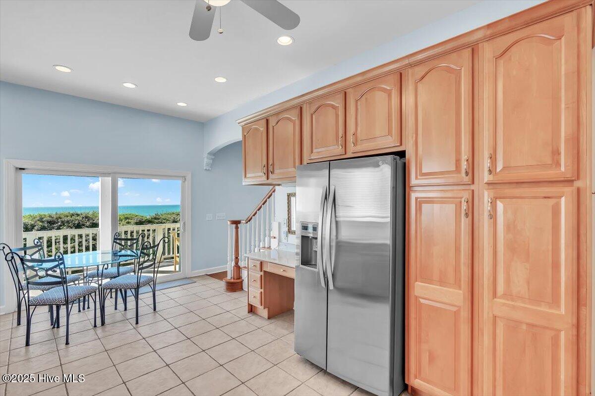3720 Island Drive