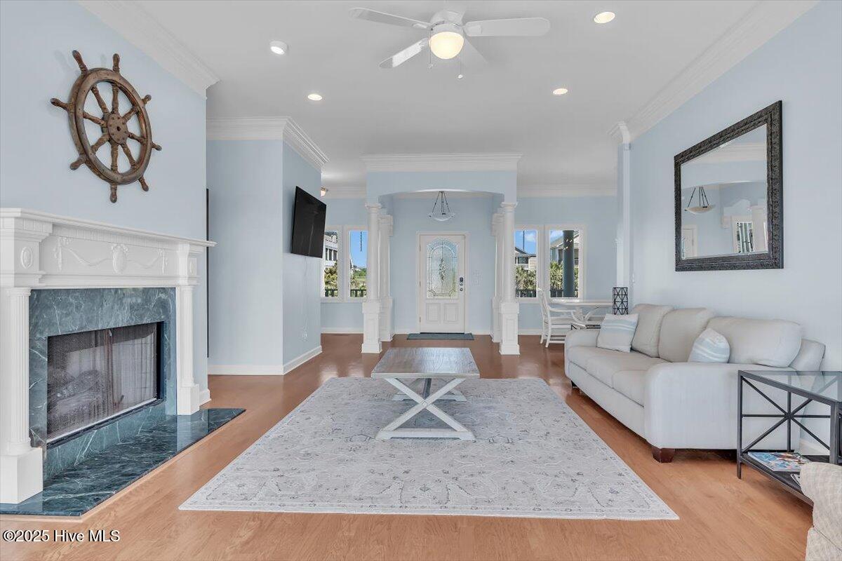 3720 Island Drive