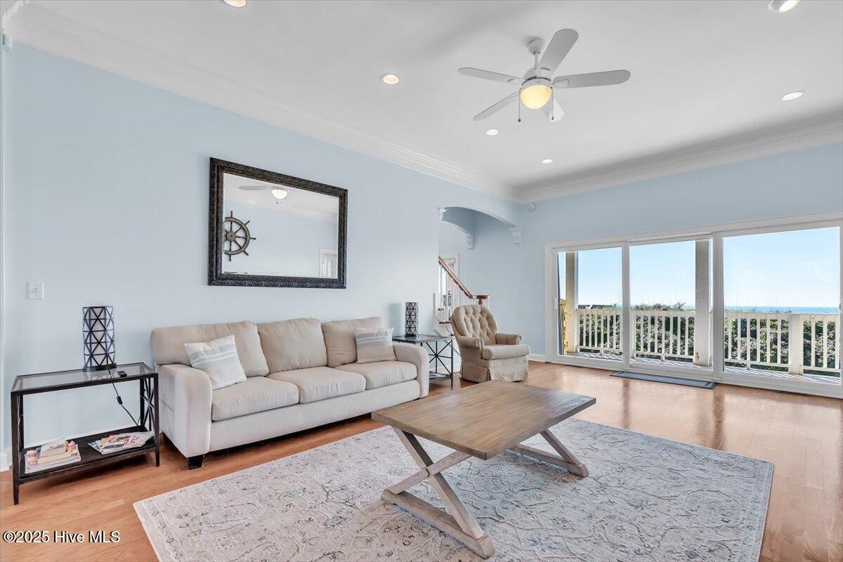 3720 Island Drive