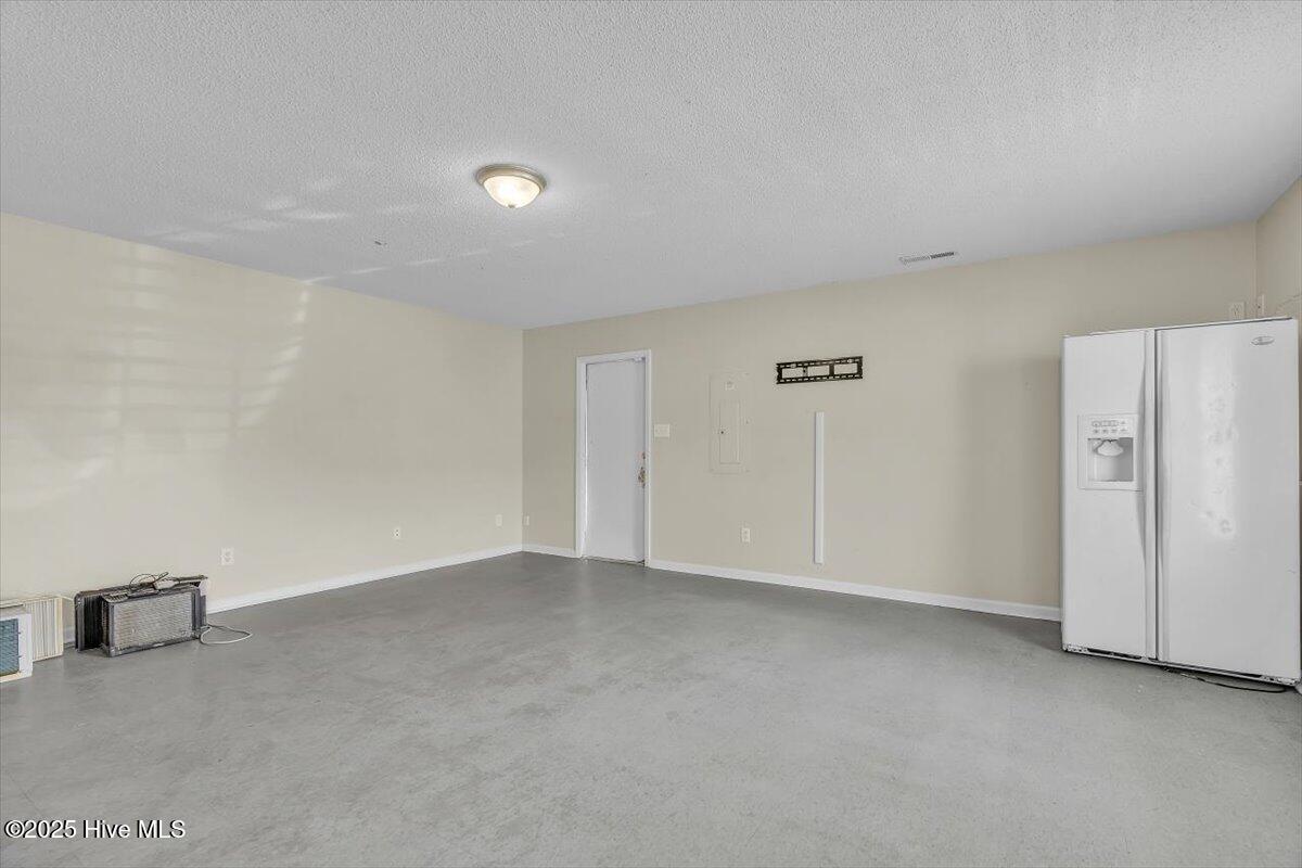403 Pebble Lane