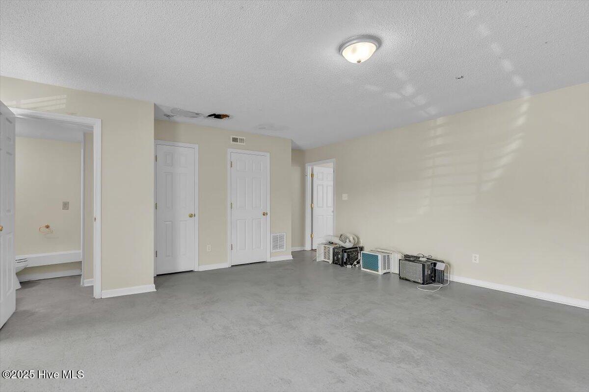 403 Pebble Lane