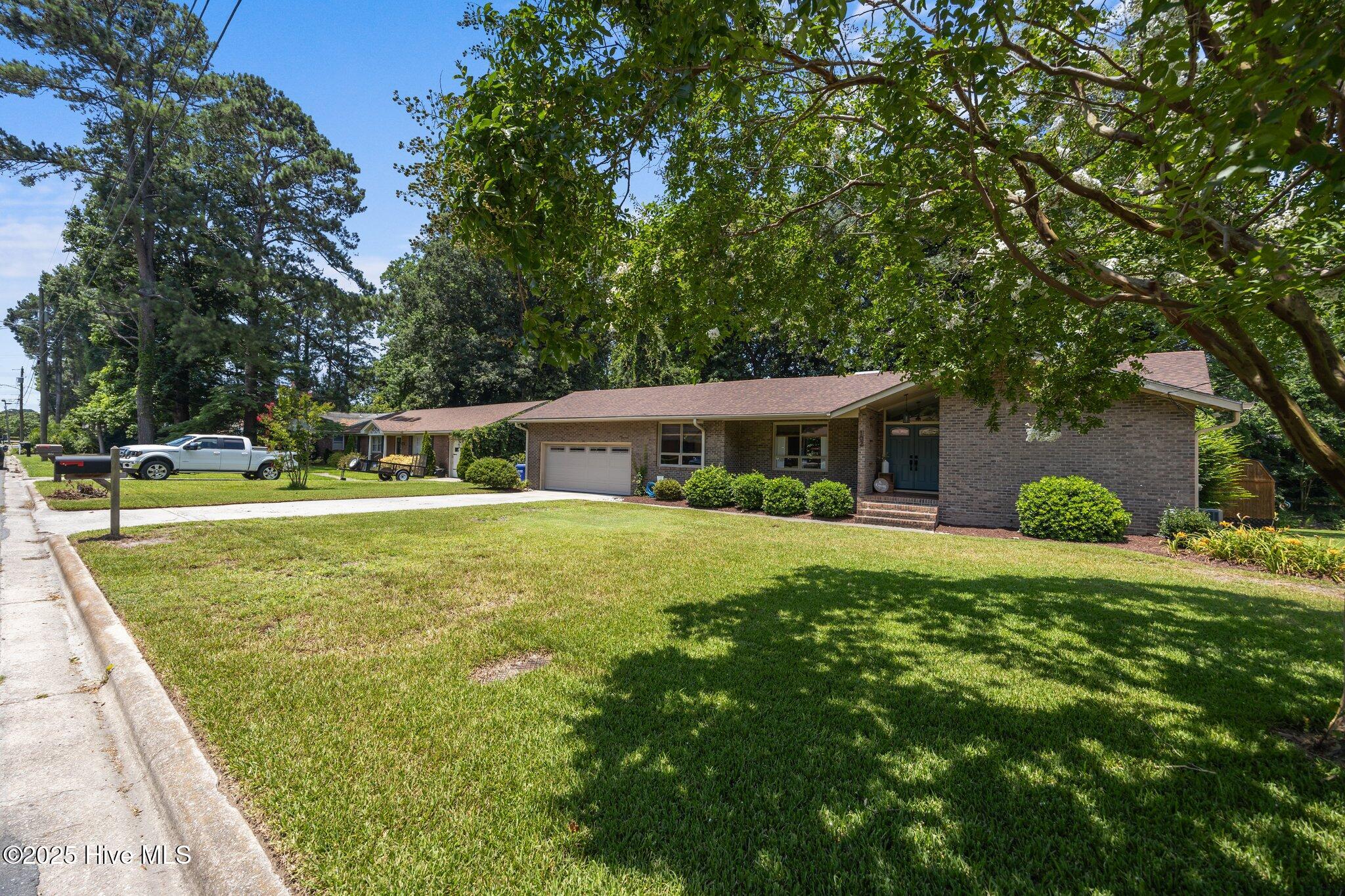 102 Brinkley Road