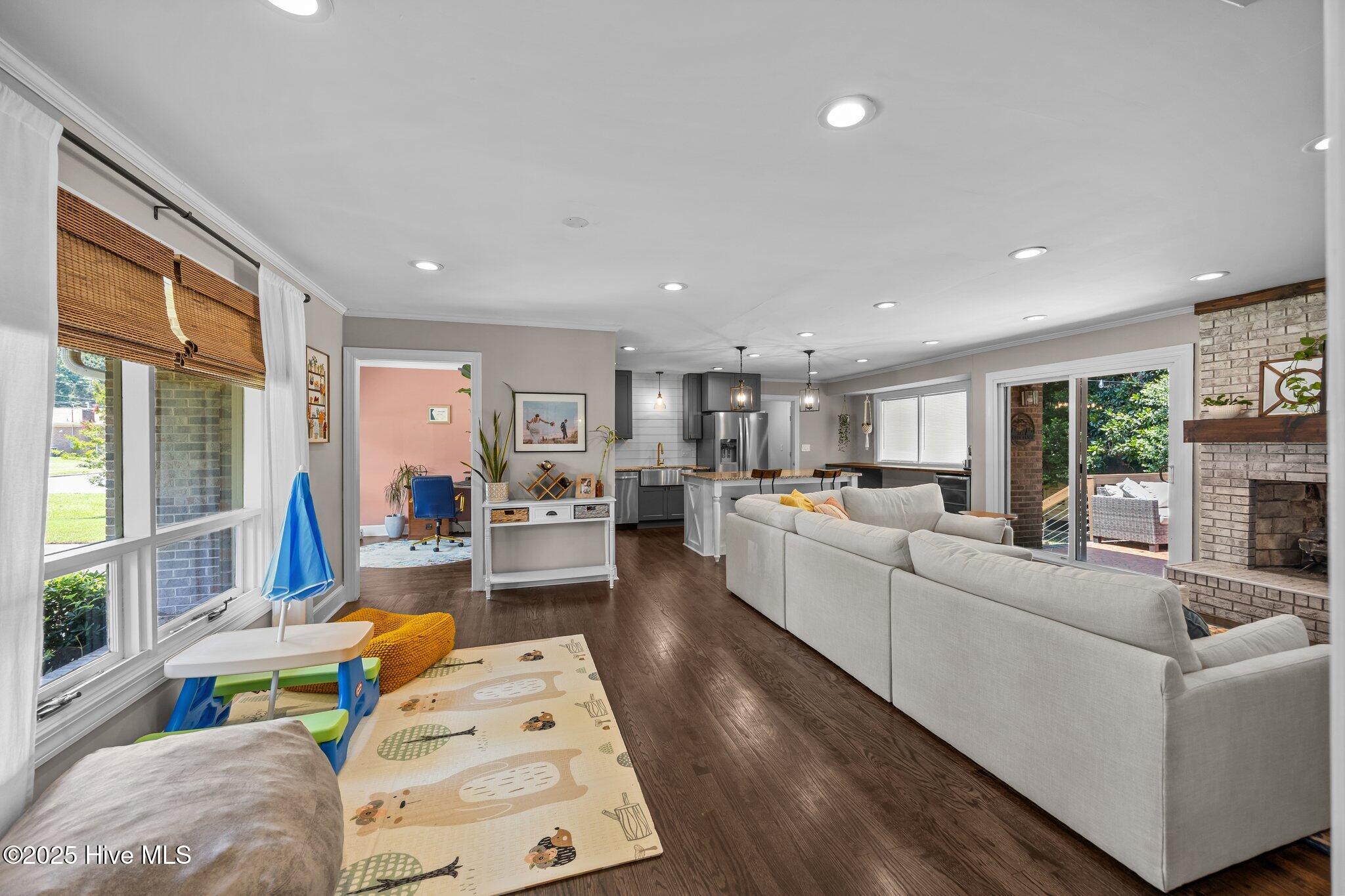 102 Brinkley Road