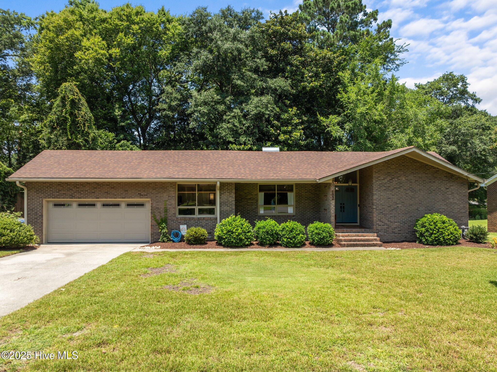 102 Brinkley Road
